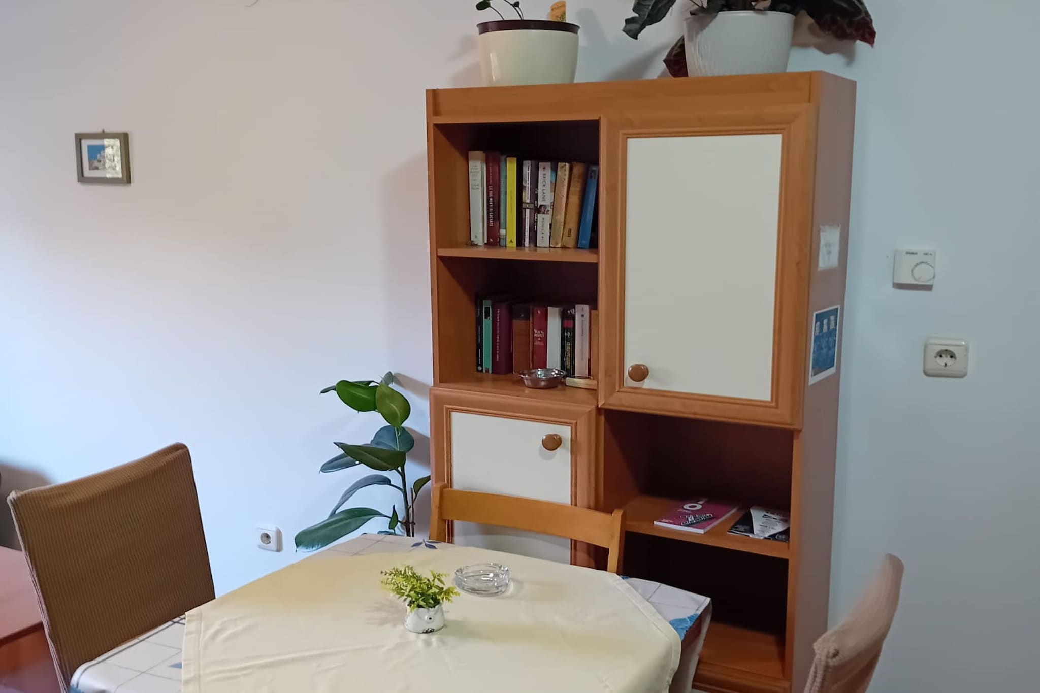 Apartments Petrova-Living room