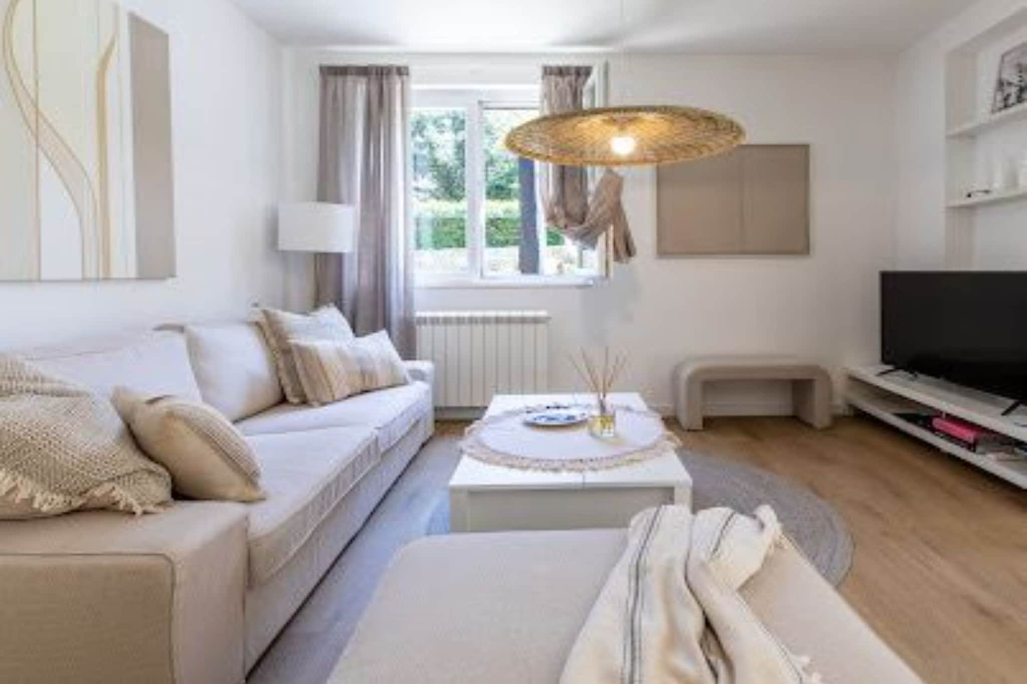 Casa San Antonio - Two Bedroom Apartment-Woonkamer