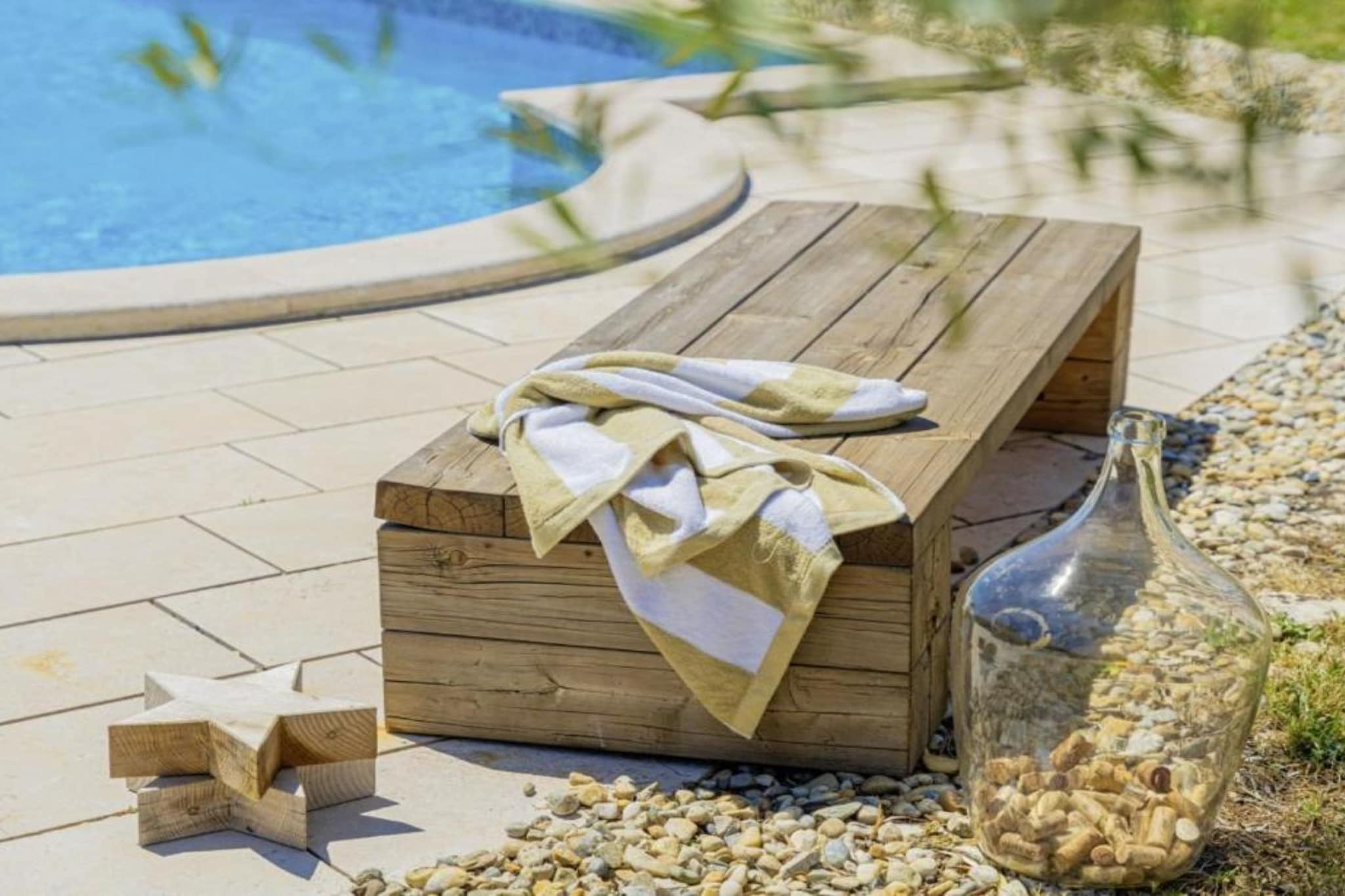 Poolside Grand Retreat Villa-Pool