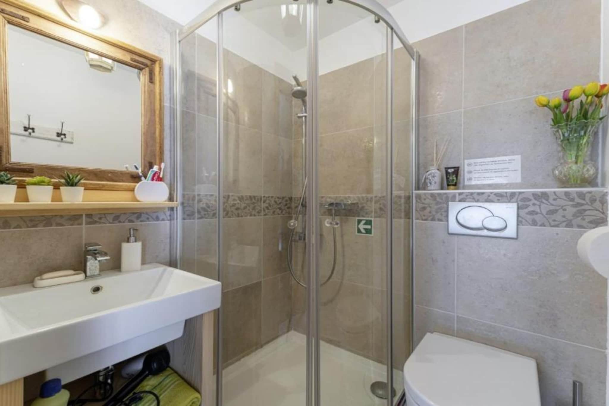 Poolside Grand Retreat Villa-Bathroom