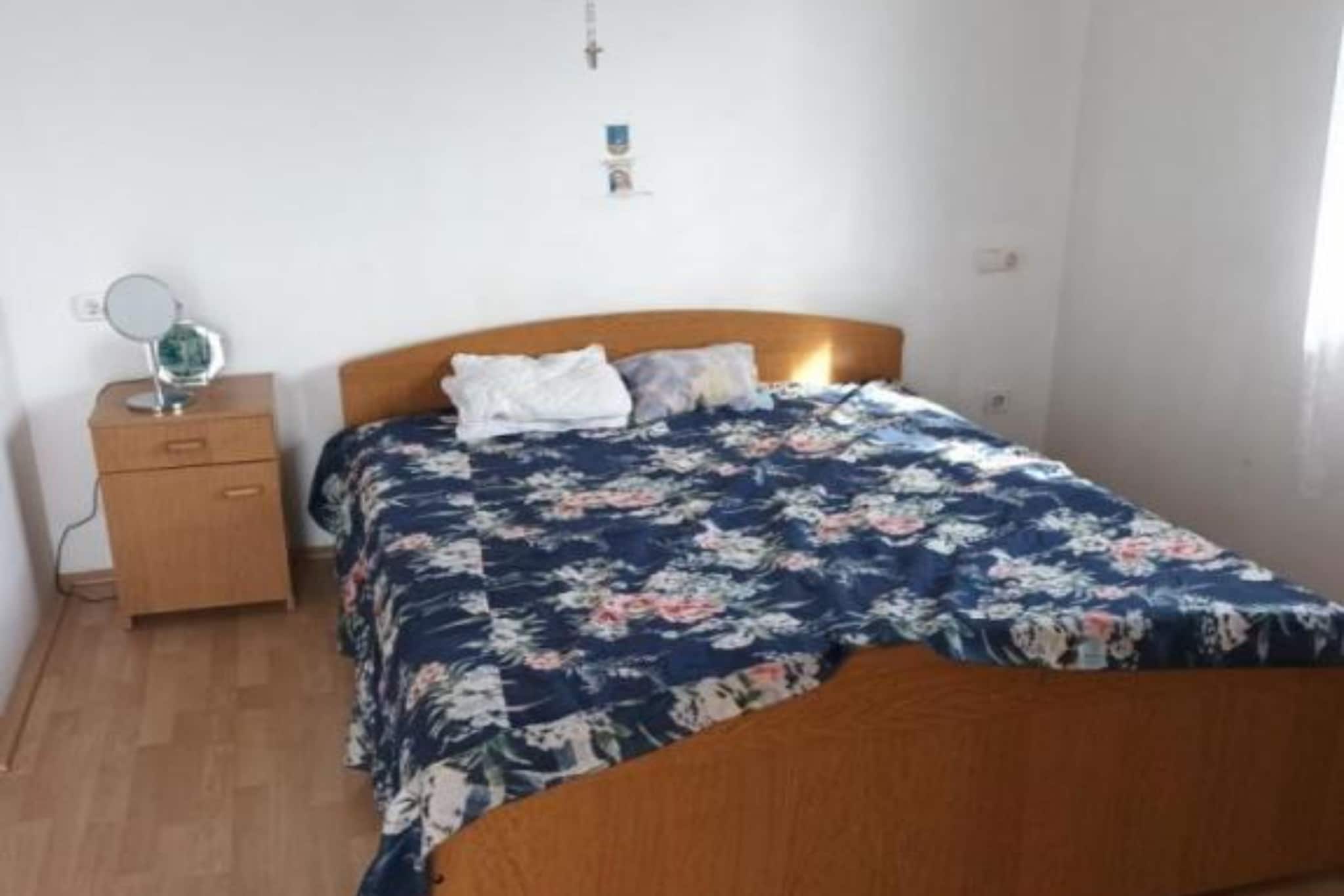 Spacious and Cozy Apartments Dugi Rat-Schlafzimmer