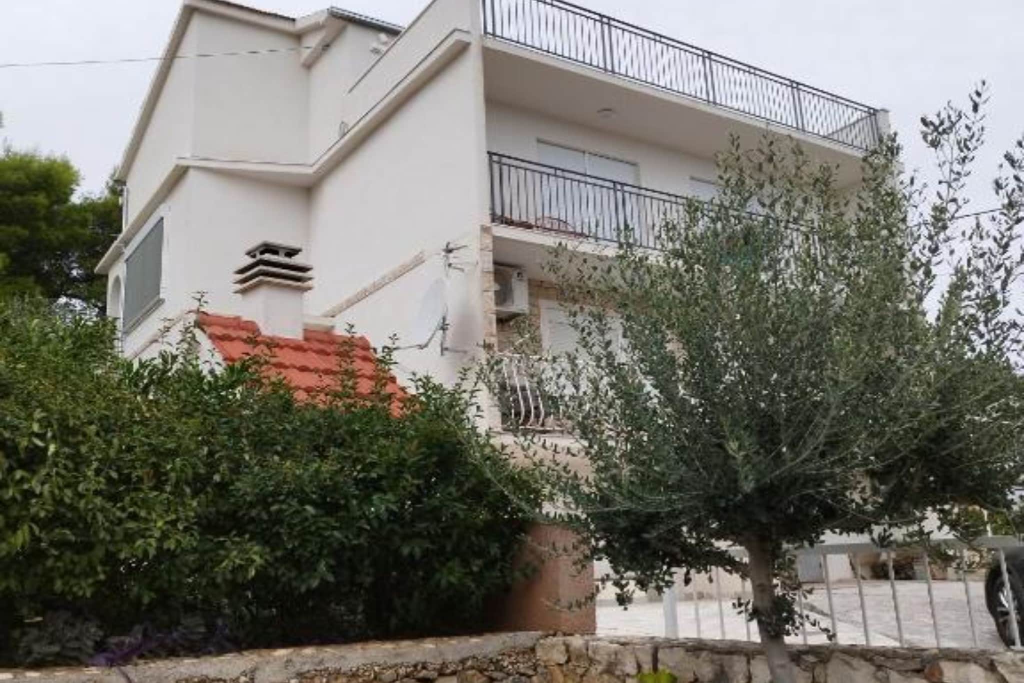 One-Bedroom Apartment With Terrace And Sea View-Buitenlucht