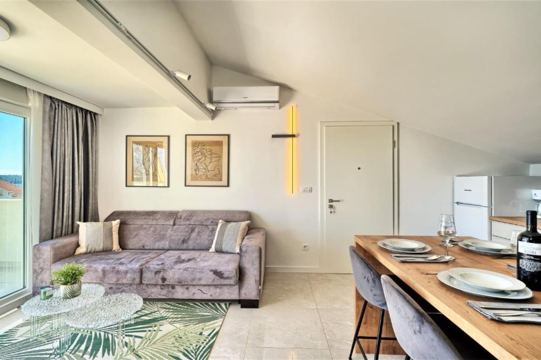 One-Bedroom Apartment With Terrace And Sea View