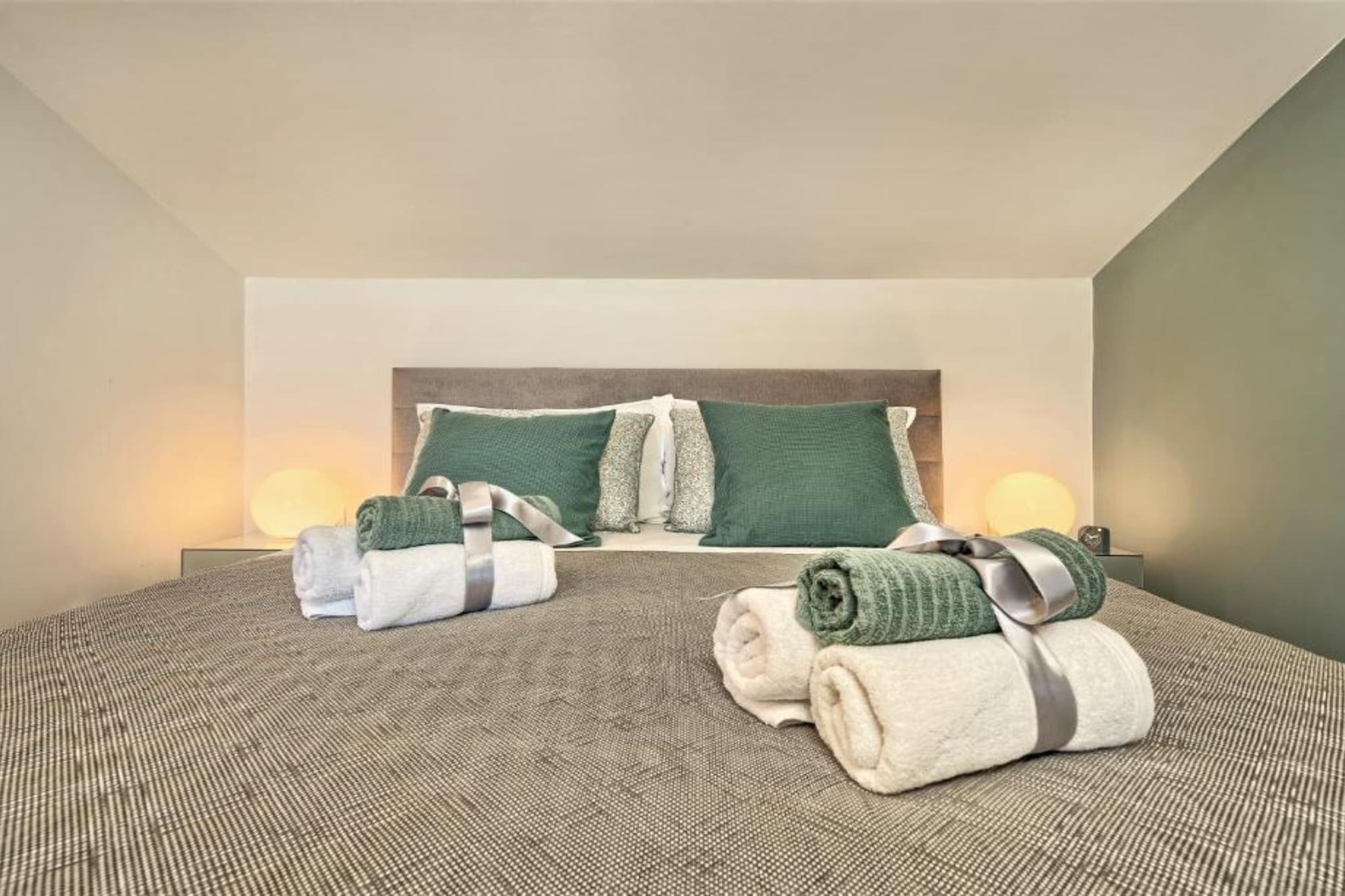 One-Bedroom Apartment With Terrace And Sea View-Slaapkamer