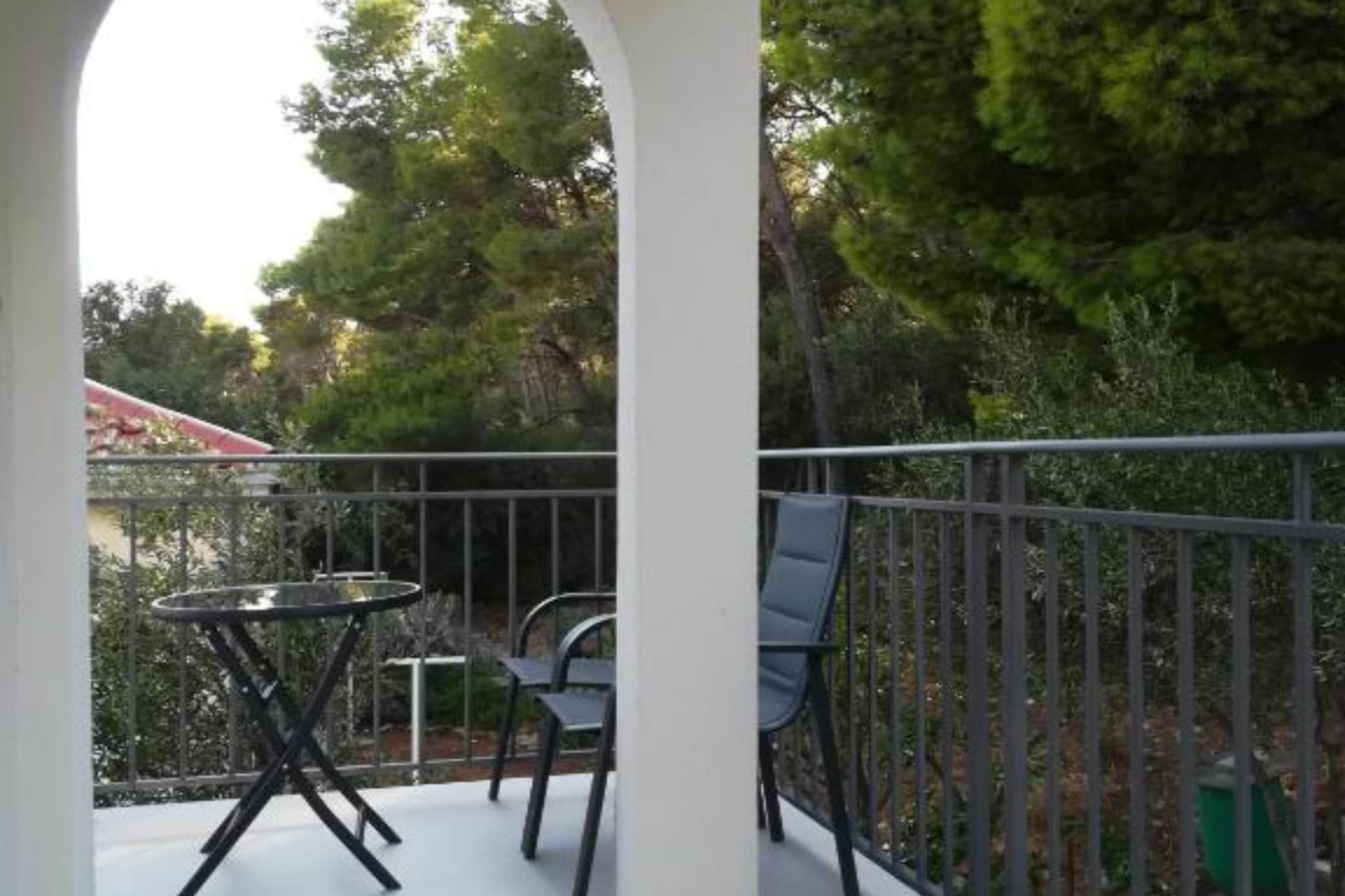 Two-Bedroom Apartment With Balcony And Sea View-Terrasbalkon