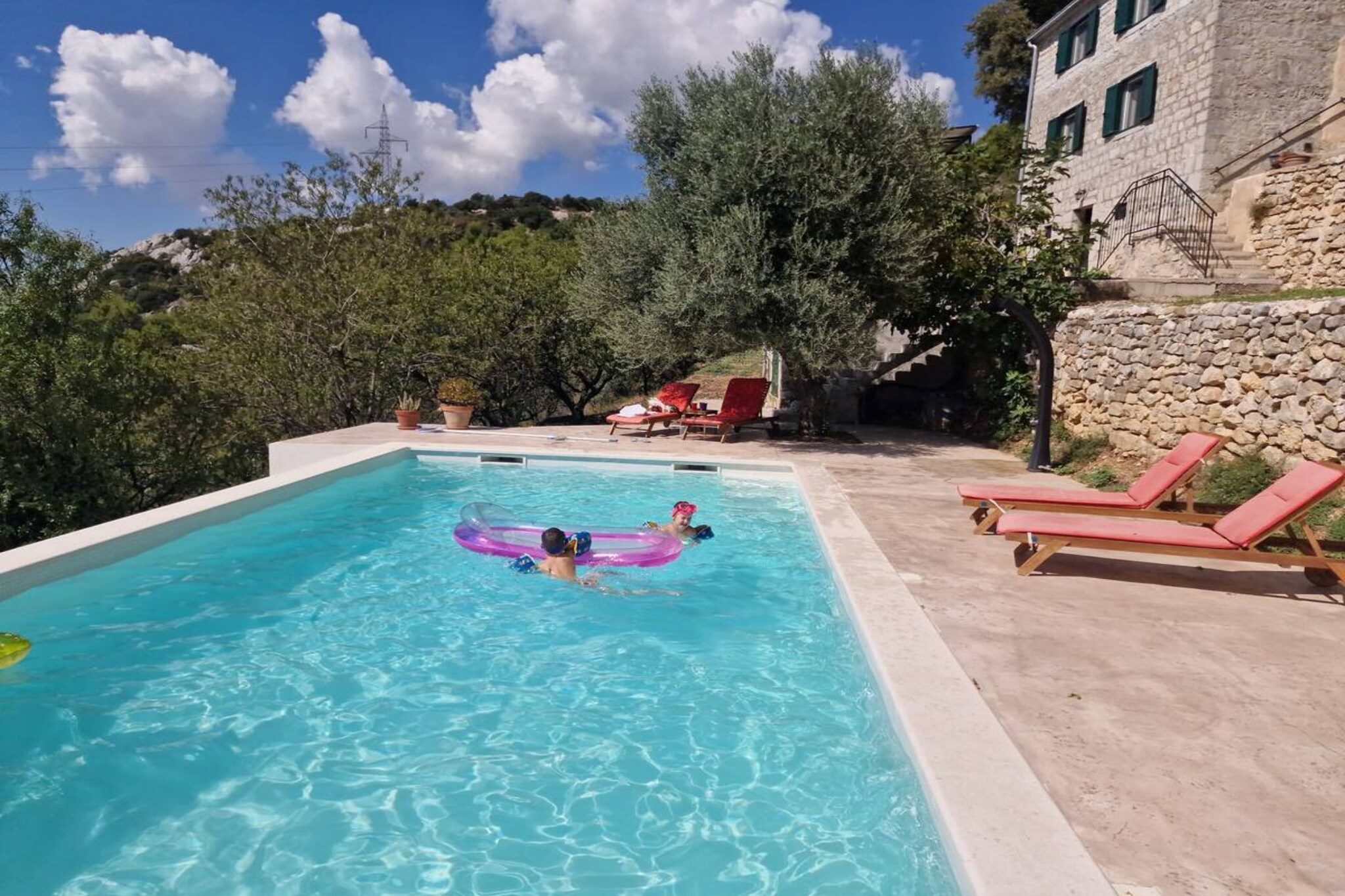 Stone House Bay View Kaštela - Two Bedroom House with Pool-Piscine