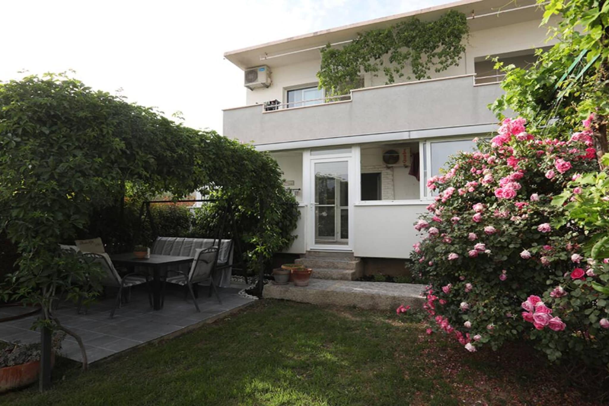 Garden Oasis - Kaštel Lukšić - One Bedroom Apartment with Balcony-Extérieur