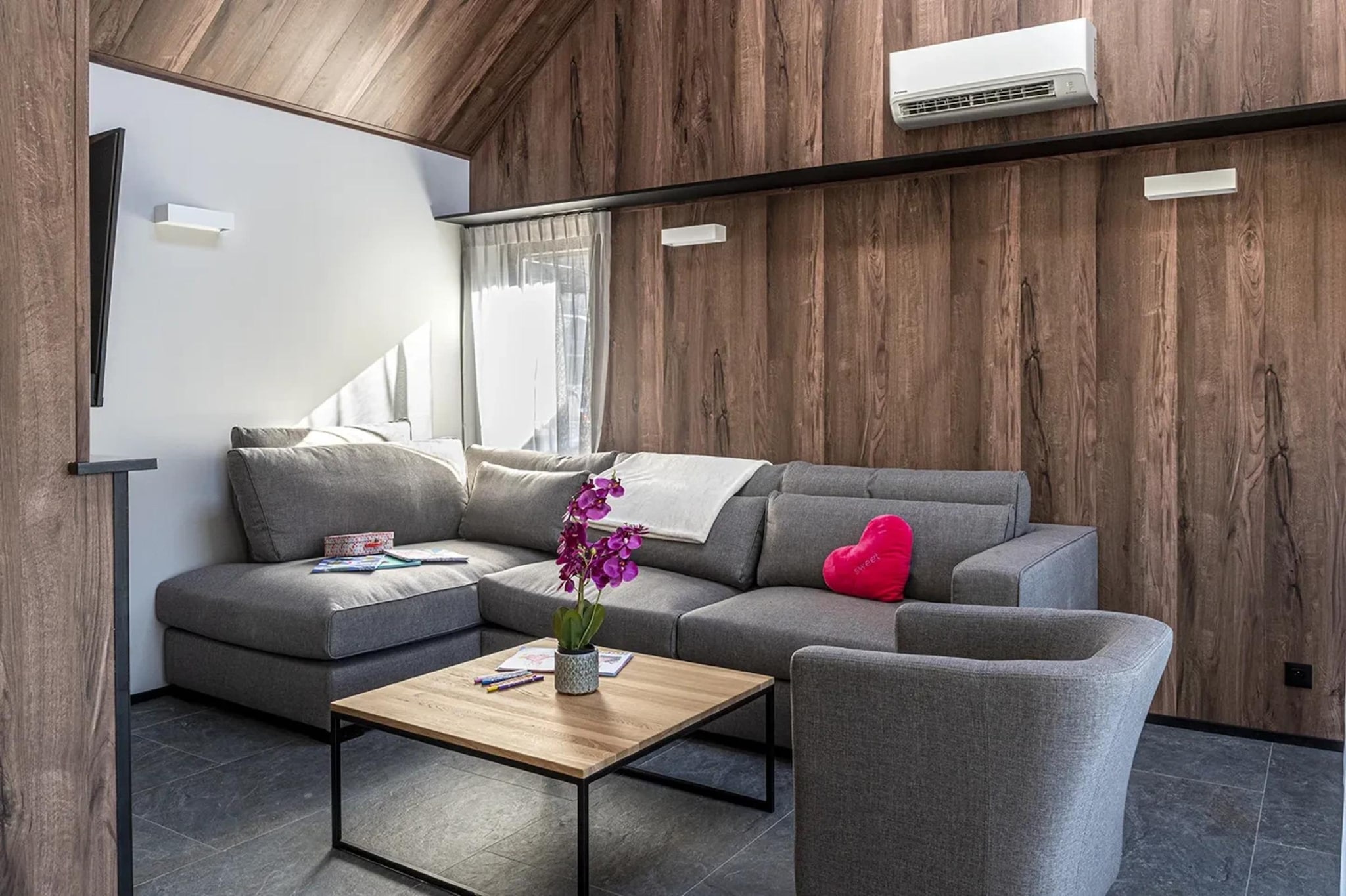 Anatura 2-Bedroom Villa