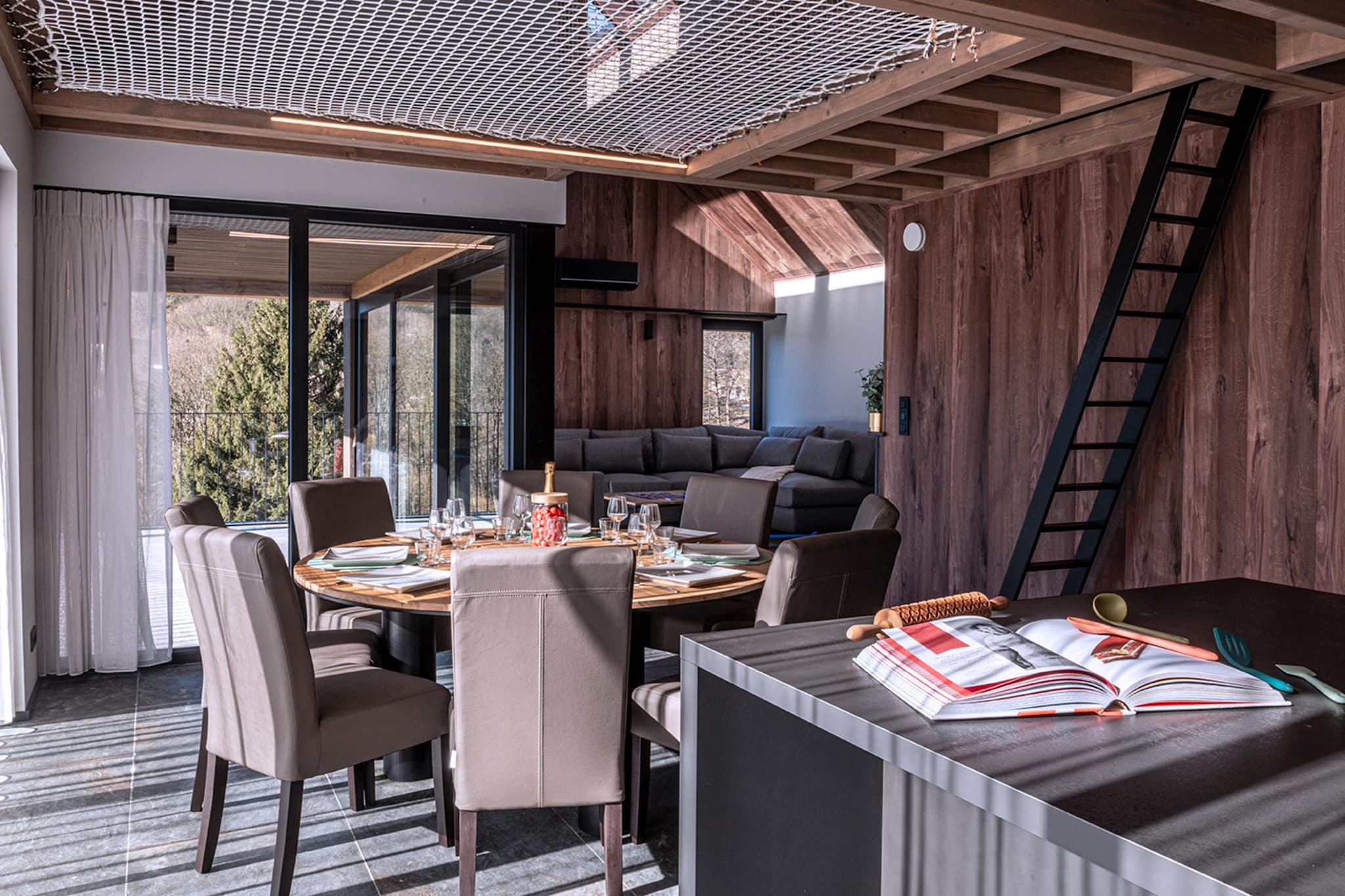 Anatura 3-Bedroom Villa-Eetkamer
