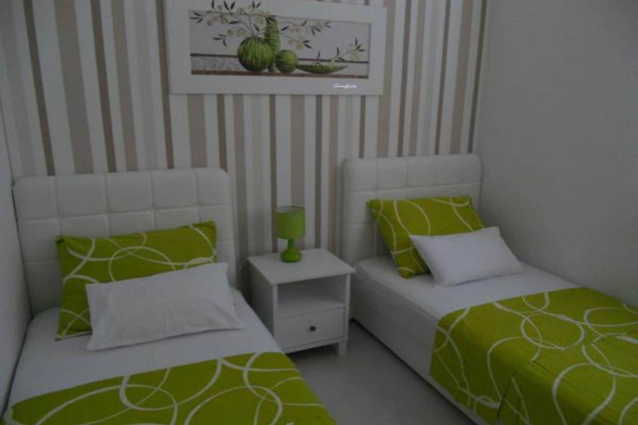 Apartments Dea & Paula - Two Bedroom Apartment with Terrace-Nicht getaggt