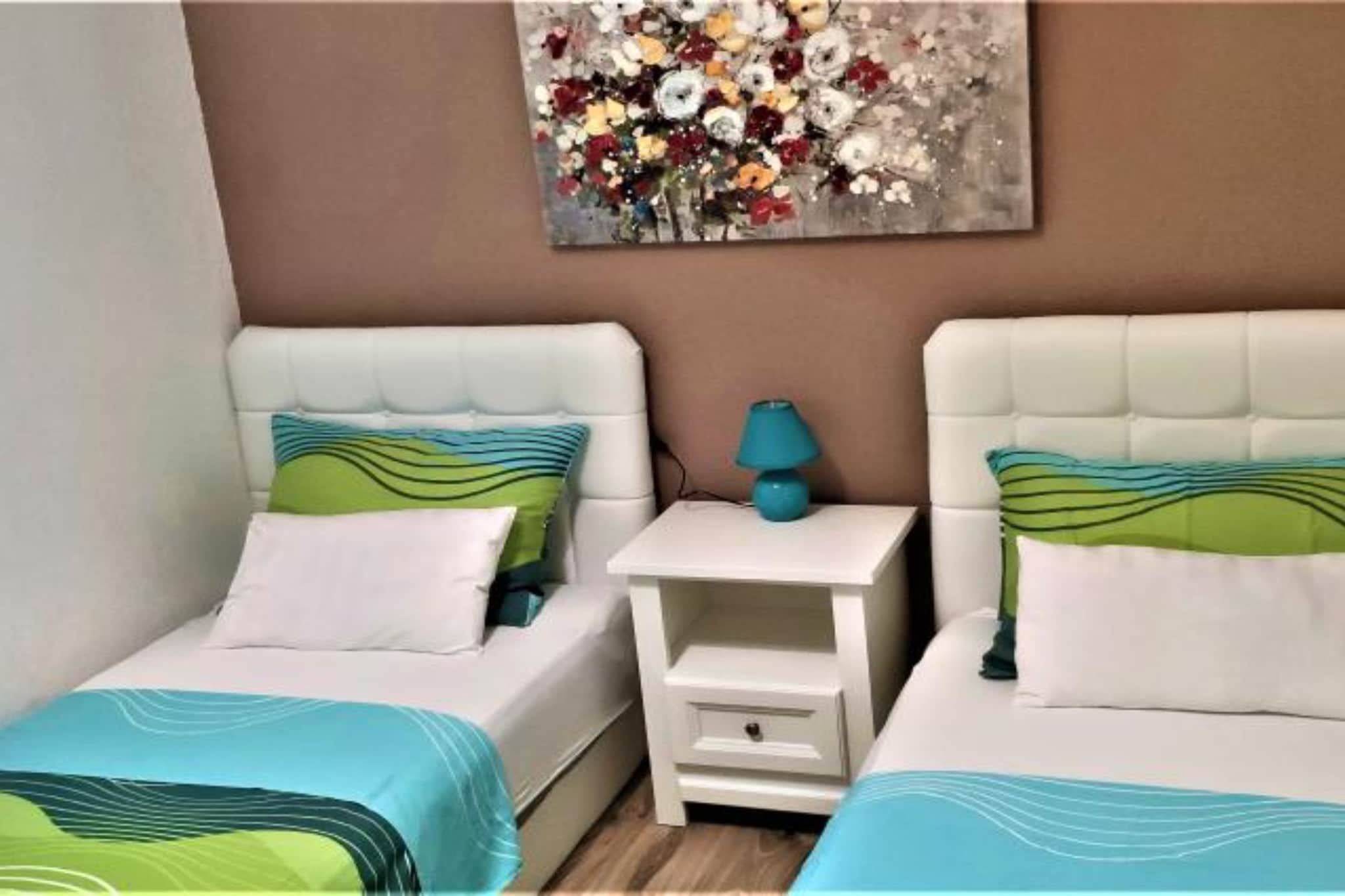 Apartments Dea & Paula - Standard Two Bedroom Apartment with Terrace-Schlafzimmer
