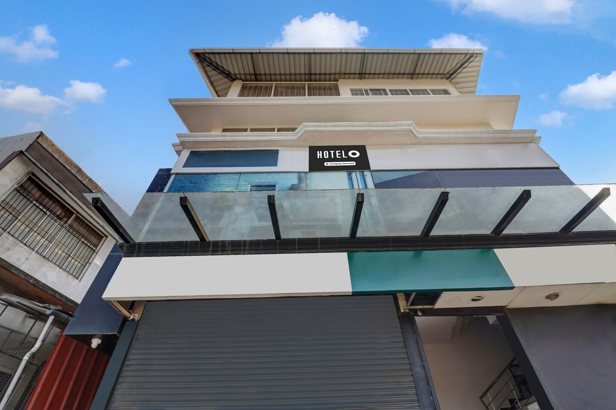 Super Hotel O Anayara Near Lulu Mall