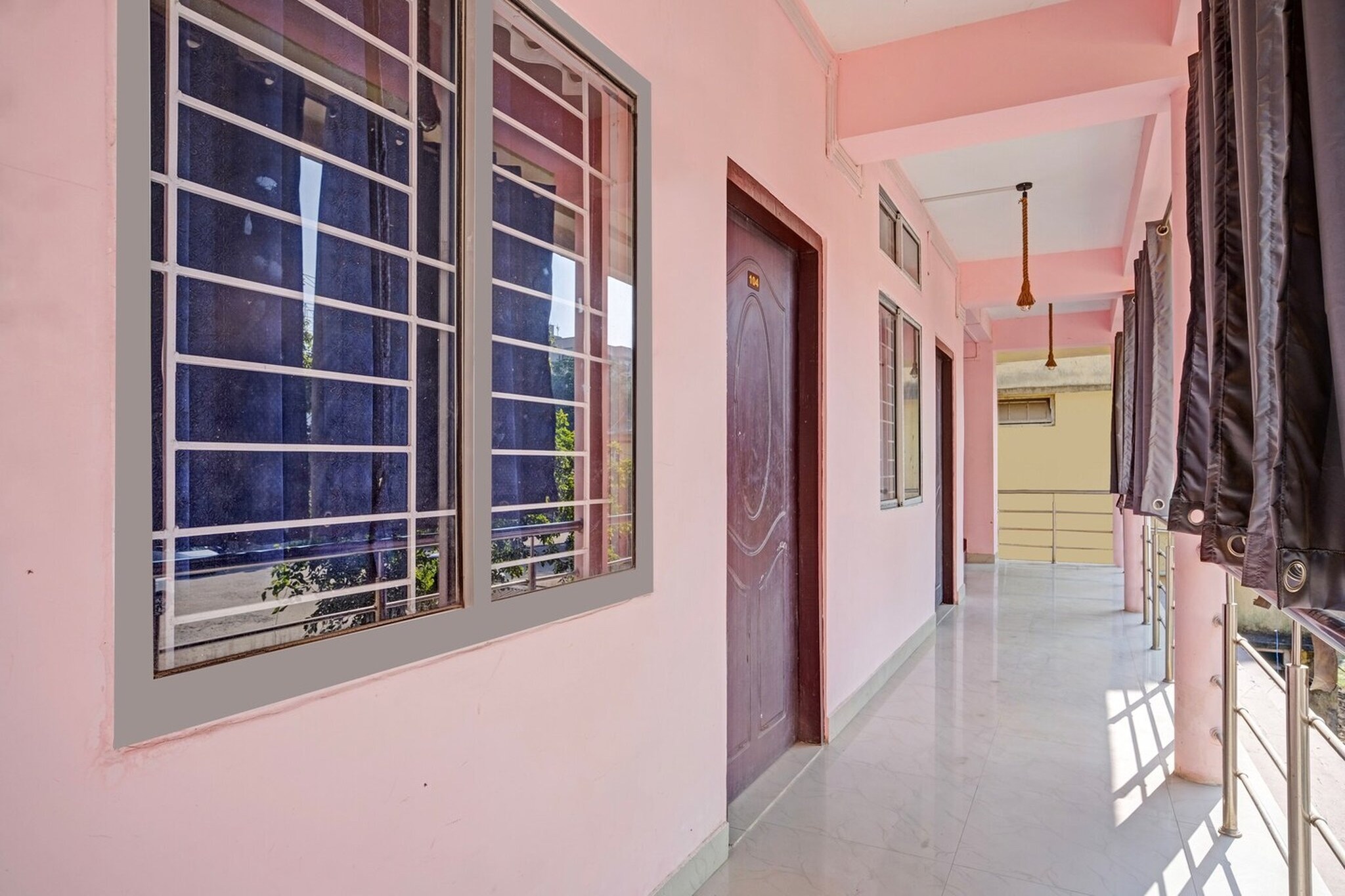 Super Hotel O Chandmari Guwahati