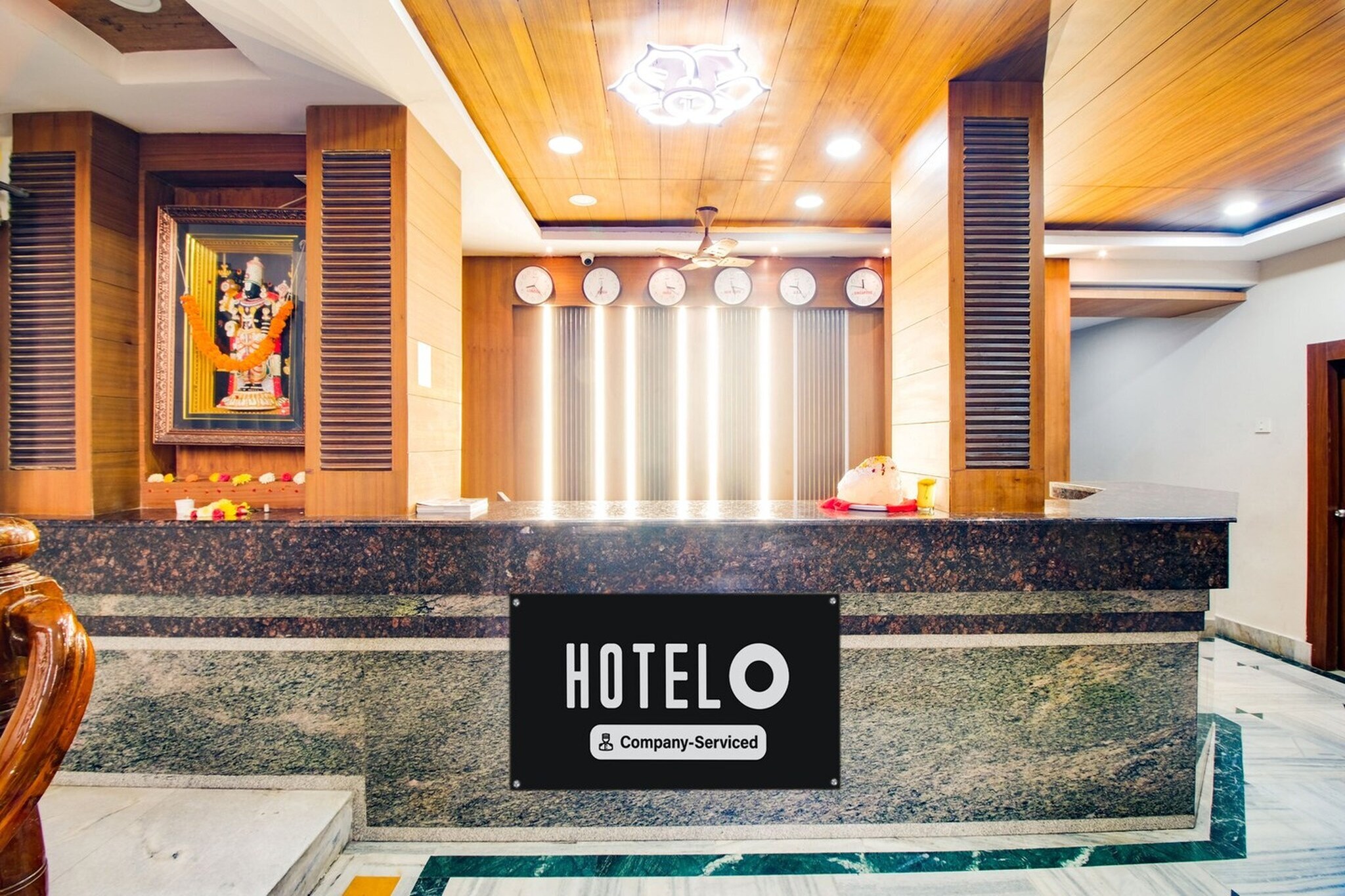 Super Hotel O Gurudwara Near RTC Complex provides rooms in Visakhapatnam near Diamond Park and Dondaparithy. With free WiFi, this 3-star hotel offers room service and a 24-hour front desk. The hotel features family rooms.
At the hotel, every room comes with air conditioning and a TV.
Indira Gandhi Zoological Park is 8.8 km from Super Hotel O Gurudwara Near RTC Complex, while Daba Gardens is 2.9 km away. Visakhapatnam Airport is 7 km from the property.
Unmarried couples are warmly welcome at this property.
Guests with local ID proof are warmly welcome.
Early Check-In Policy: A full day’s room rate will be charged for check-ins before 6:00 AM. Complimentary early check-in is available between 6:00 AM and 10:00 AM, subject to room availability.
Check-in is only available to guests aged 18 and above. Please provide a government-issued ID to confirm your age.