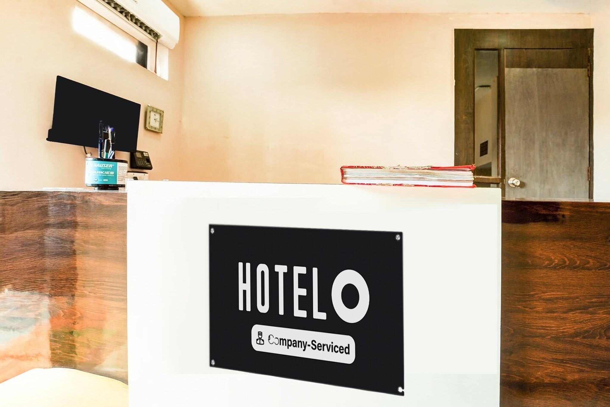 Comfortable Accommodations: Super Hotel O Hingna Road in Nagpur offers family rooms with air-conditioning, TV, and free WiFi throughout the property. Each room includes a private bathroom and essential amenities for a pleasant stay.

Dining Experience: The family-friendly restaurant serves Indian cuisine for lunch and dinner. Guests can enjoy meals in a welcoming ambience, enhancing their dining experience.

Convenient Facilities: The hotel features a lounge, lift, 24-hour front desk, shared kitchen, and room service. Free on-site private parking is available for guests’ convenience.

Prime Location: Located 2 km from Dr. Babasaheb Ambedkar International Airport and Ambazari Lake, the hotel is also close to attractions such as Krazy Castle Aqua Park (3 km) and Deekshabhoomi (5 km).

Unmarried couples are warmly welcome at this property.
Guests with local ID proof are warmly welcome.

Early Check-In Policy: A full day’s room rate will be charged for check-ins before 6:00 AM. Complimentary early check-in is available between 6:00 AM and 10:00 AM, subject to room availability.

Check-in is only available to guests aged 18 and above. Please provide a government-issued ID to confirm your age.
