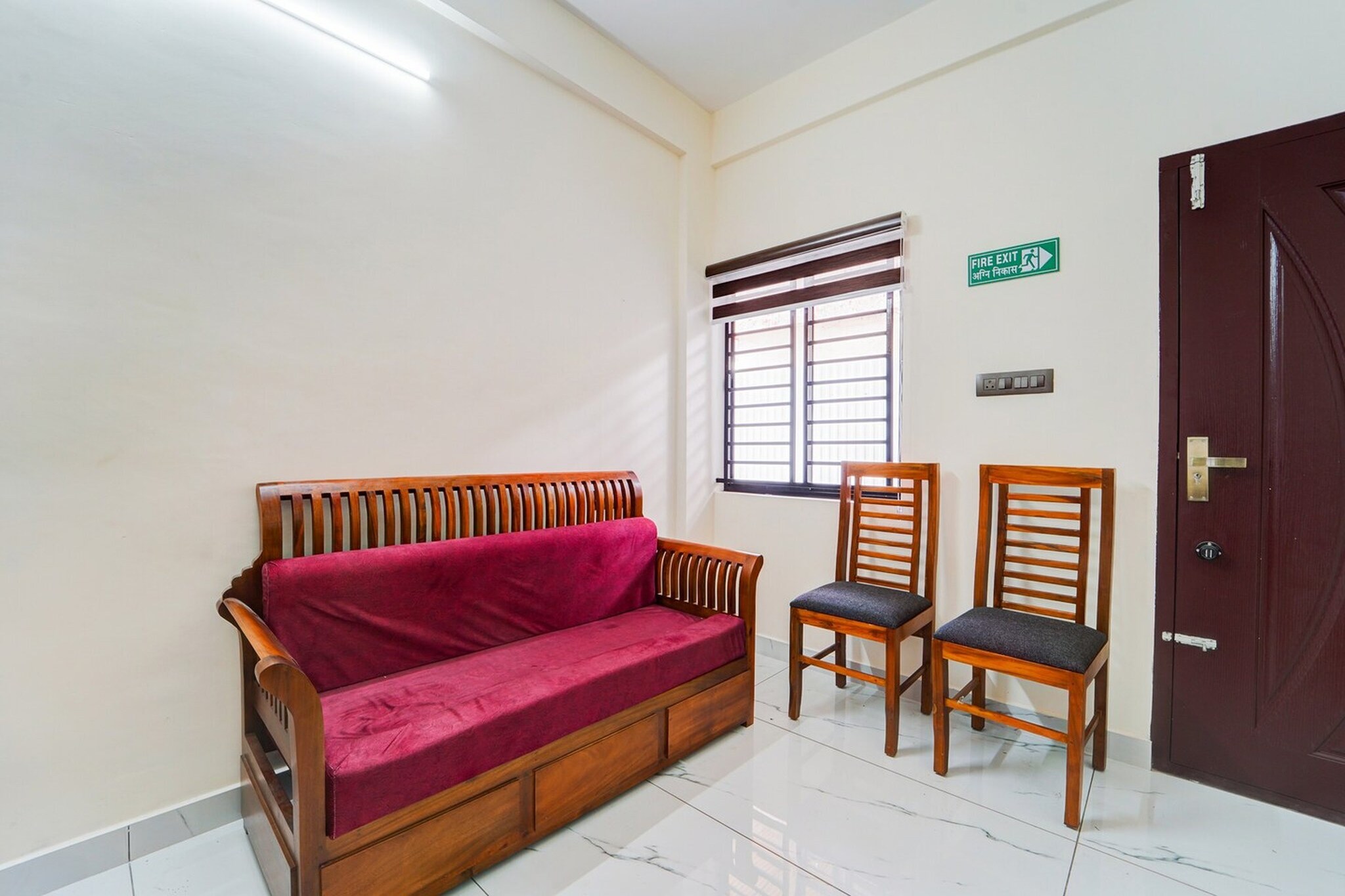Ground floor: (bedroom(double bed, seating area, air conditioning, telephone), bathroom(bathtub or shower, shower, washbasin, toilet, Towels incl., shampoo, body soap, hot water))