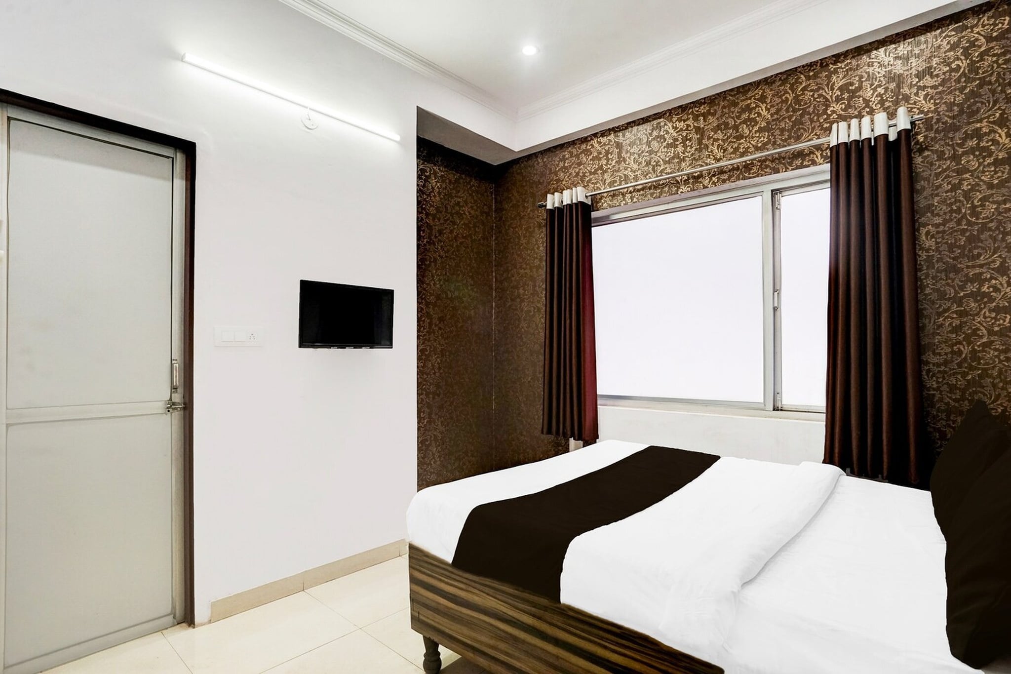 Hotel O Jagatpura Near JTM Mall