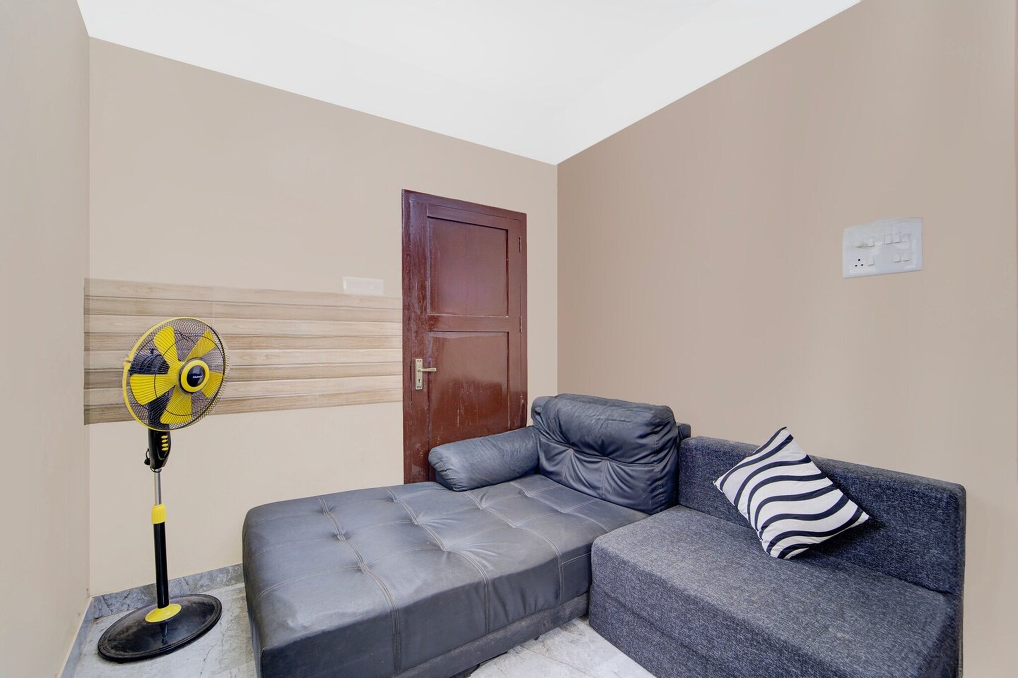 Super Hotel O Kazhakkoottam