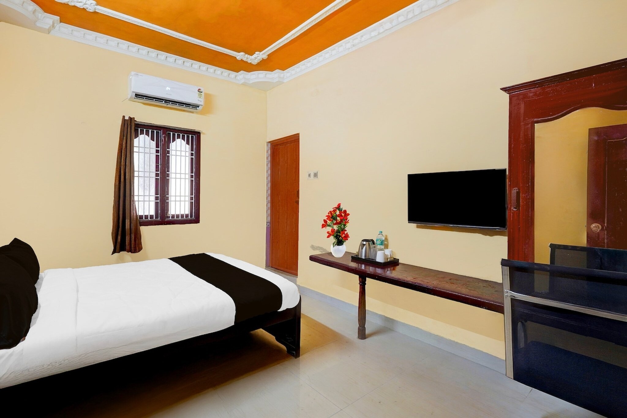 Super Hotel O Nemeli Road Sriram Nagar