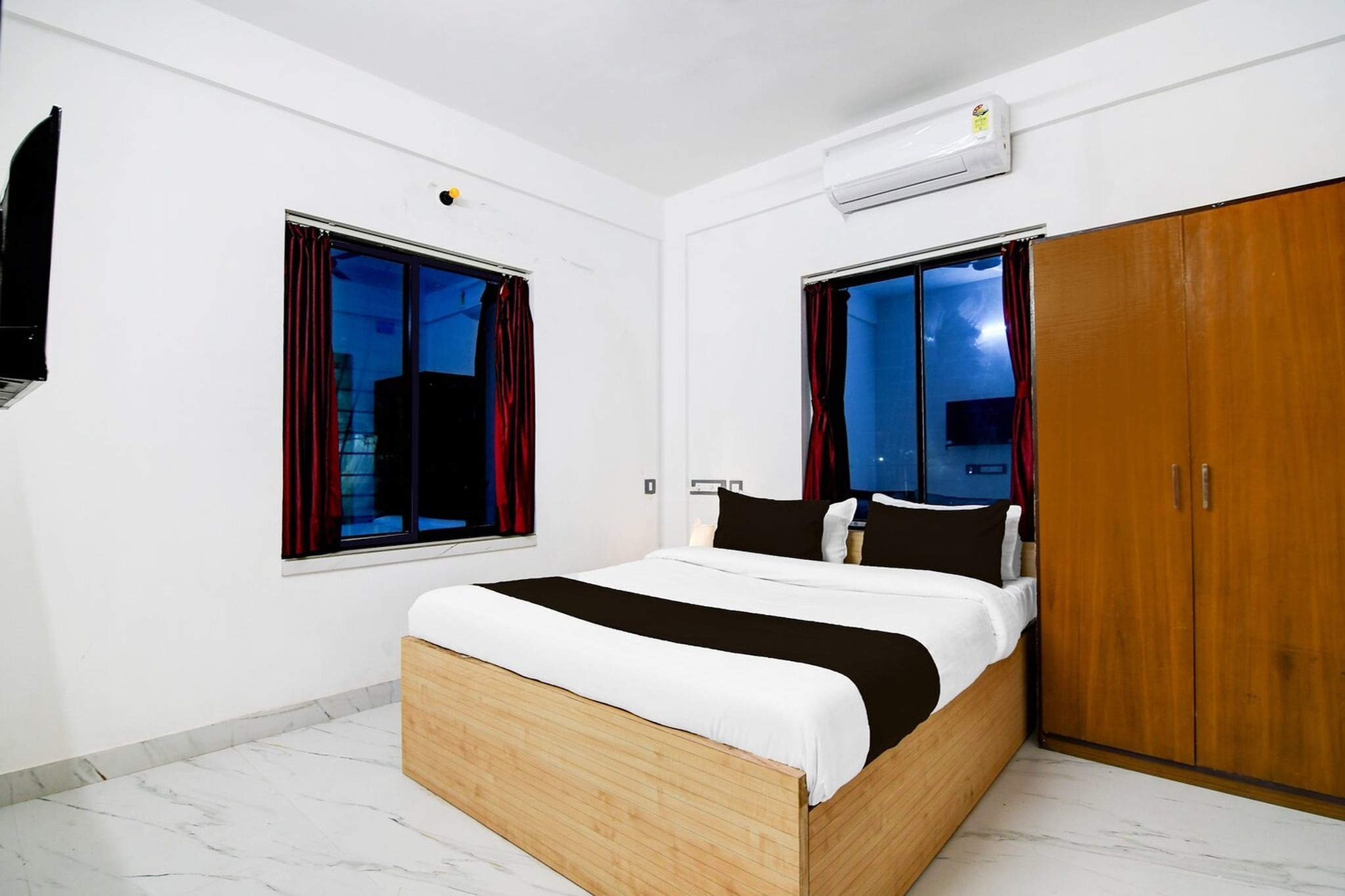 Super Hotel O New Town Near Downtown Mall