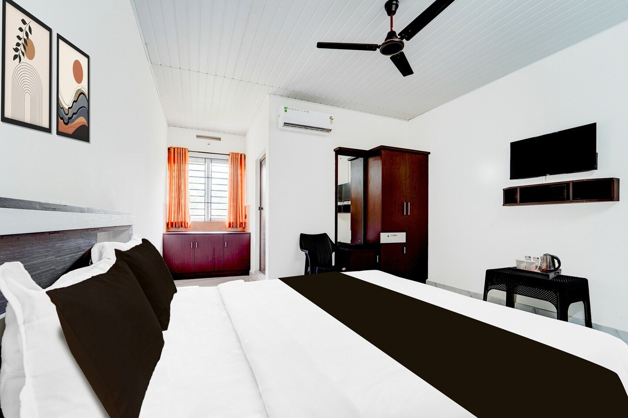 Super Hotel O North Kalamassery