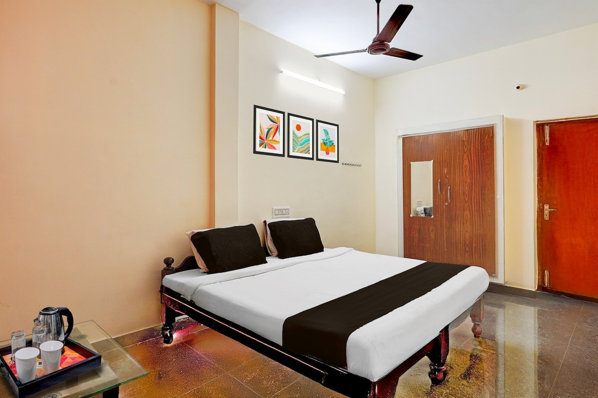 Comfortable Accommodations: Super Hotel O Poigai Near Airport in Vellore offers family rooms with air-conditioning, private bathrooms, work desks, and seating areas. Each room includes free toiletries, bath or shower, TV, and wardrobe.

Essential Facilities: Guests enjoy free WiFi throughout the property, a 24-hour front desk, housekeeping, laundry, room service, and luggage storage. The hotel provides a continental breakfast each morning.

Convenient Location: Located 127 km from Tirupati Airport, the hotel is situated on South Car Street near Airport Road. Reception staff speak English and Hindi.

Unmarried couples are warmly welcome at this property.
Guests with local ID proof are warmly welcome.
Early Check-In Policy: A full day’s room rate will be charged for check-ins before 6:00 AM. Complimentary early check-in is available between 6:00 AM and 10:00 AM, subject to room availability.

Check-in is only available to guests aged 18 and above. Please provide a government-issued ID to confirm your age.

