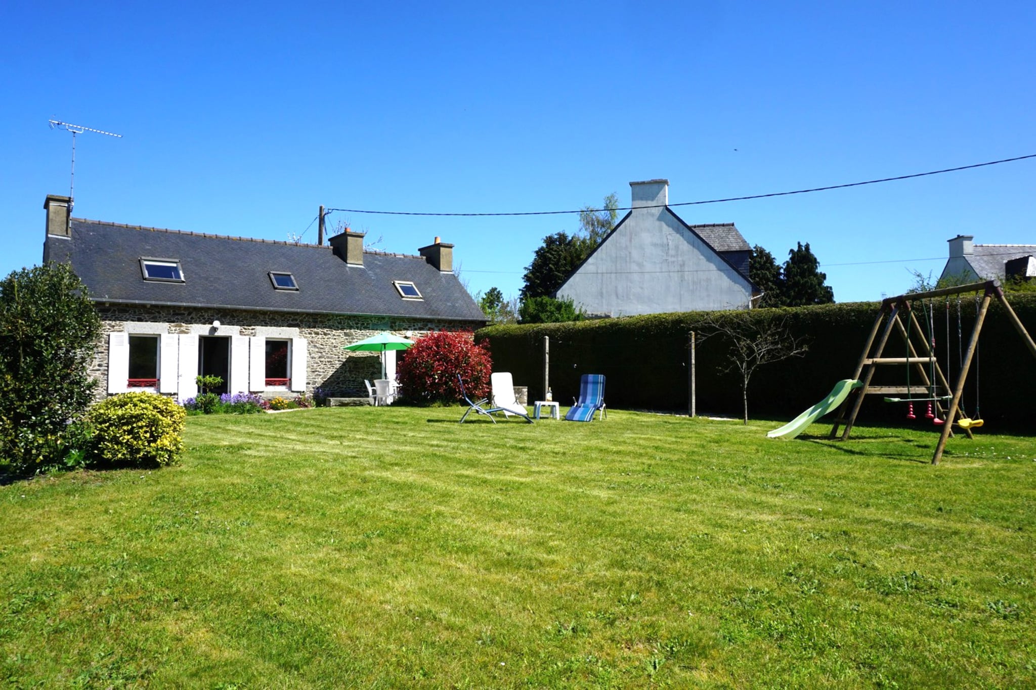 Maison avec jardin clos Pordic-Gardens summer