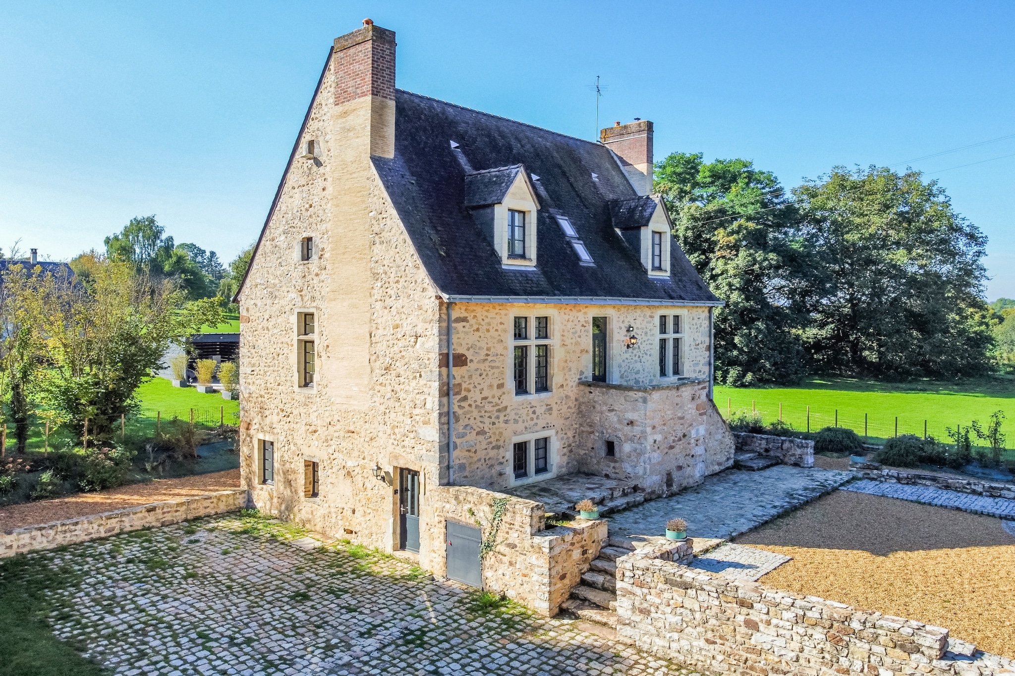 Le Grand Monnet - Parc - 19p - Rêve au Mans-Buitenkant zomer