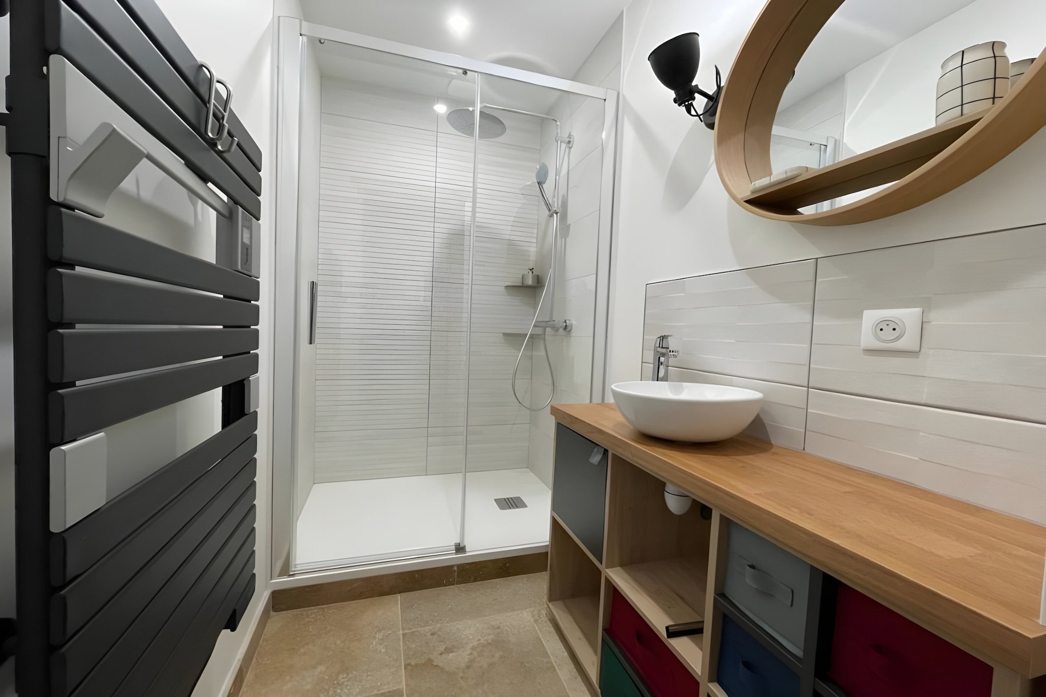 L'Enchantement - Cinéma - Luxe - 4p -​Rêve au Mans-Badkamer
