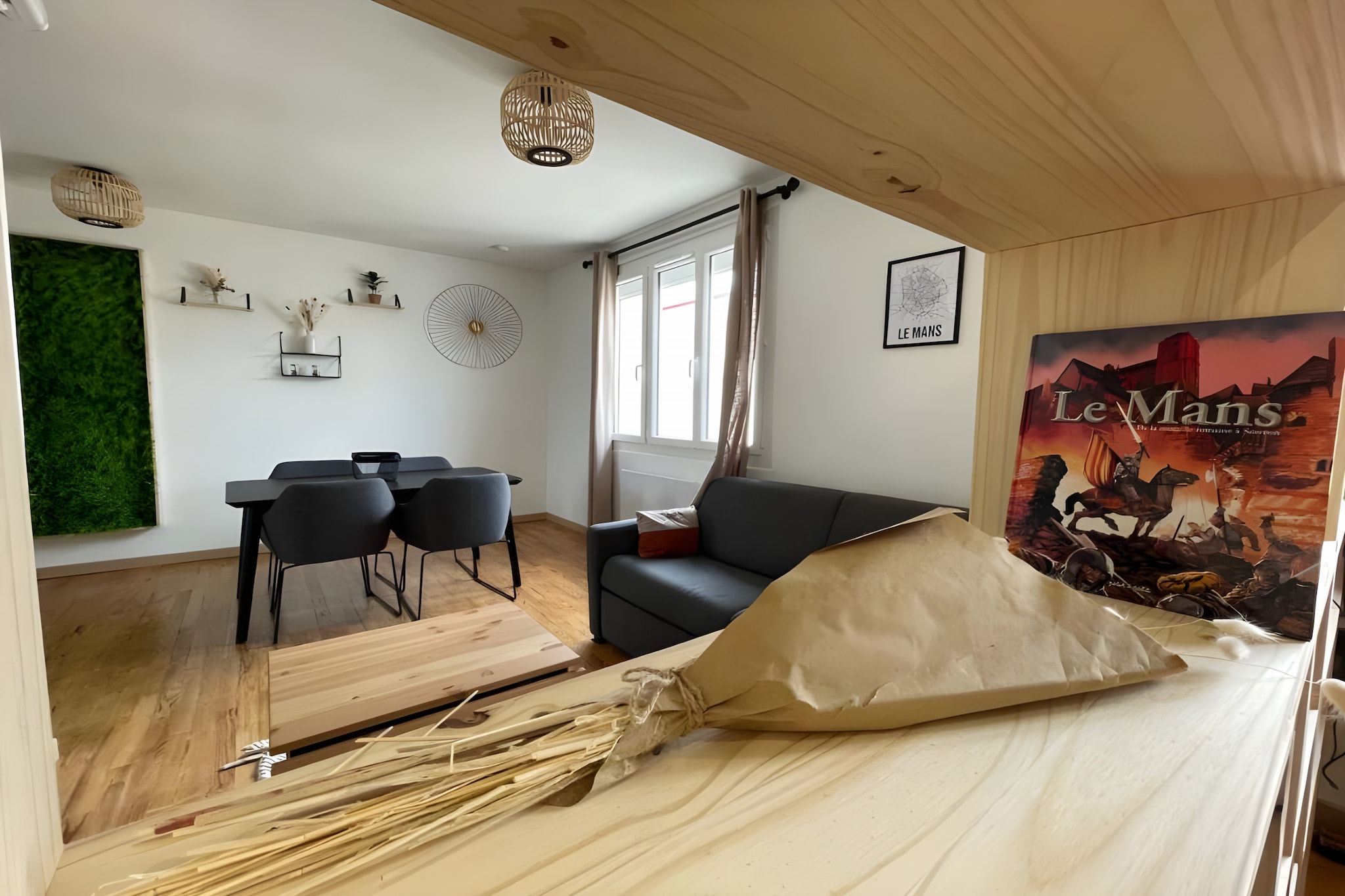 L'Enchantement - Cinéma - Luxe - 4p -​Rêve au Mans-Woonkamer