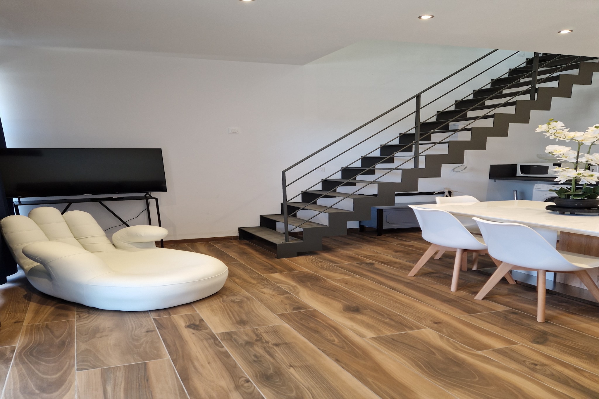 Le Saphir - Centre - Confort - 6p - Rêve au Mans-Woonkamer