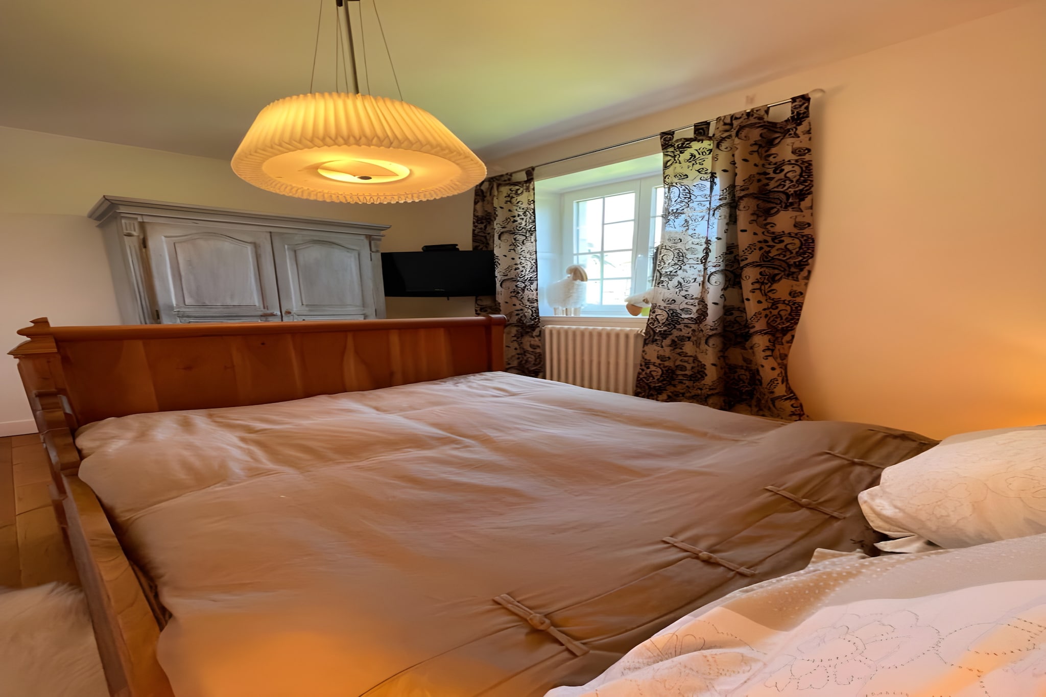 Domaine de la Belvaudière - 22pers - Piscine - Lux-Slaapkamer