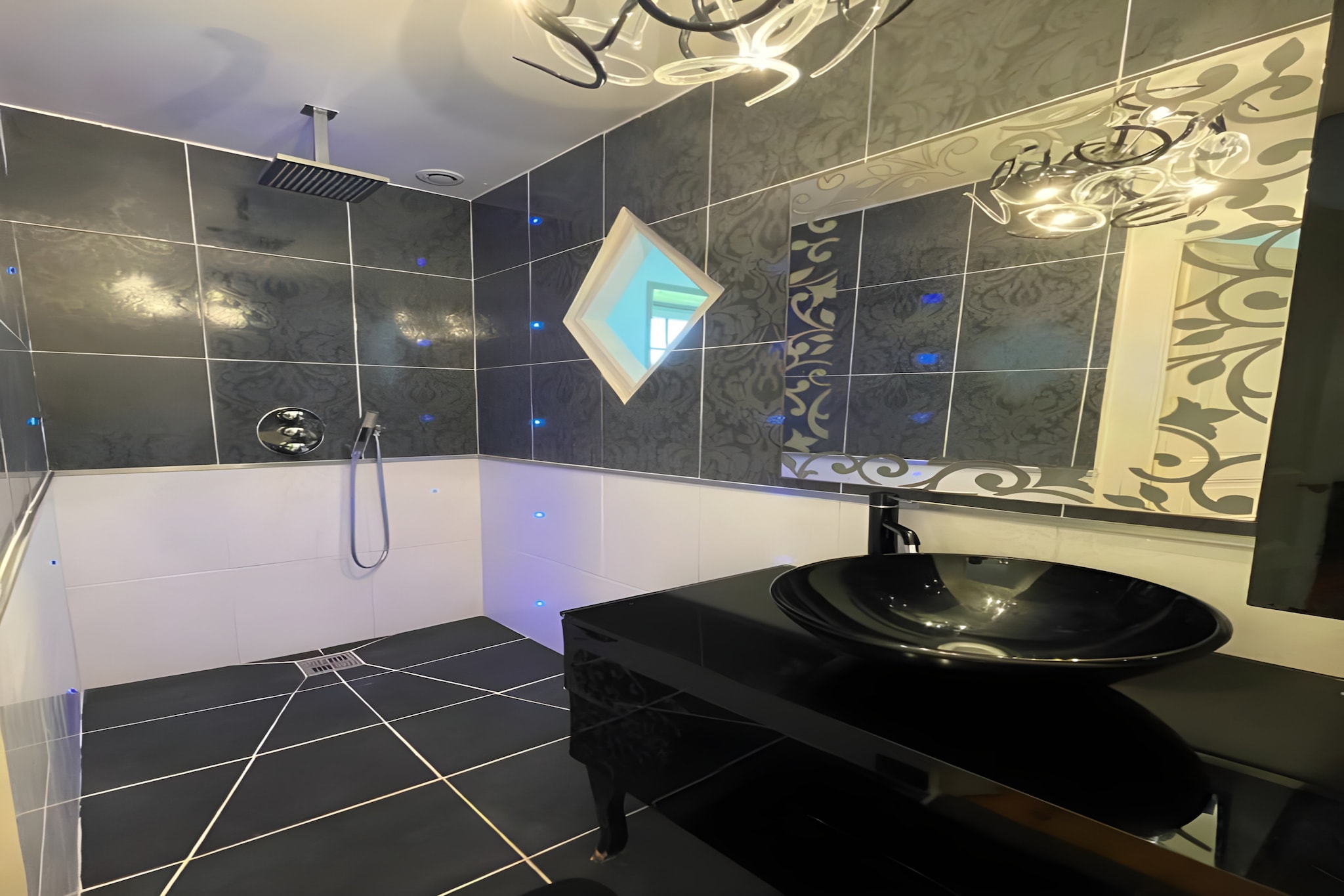 Domaine de la Belvaudière - 22pers - Piscine - Lux-Badkamer