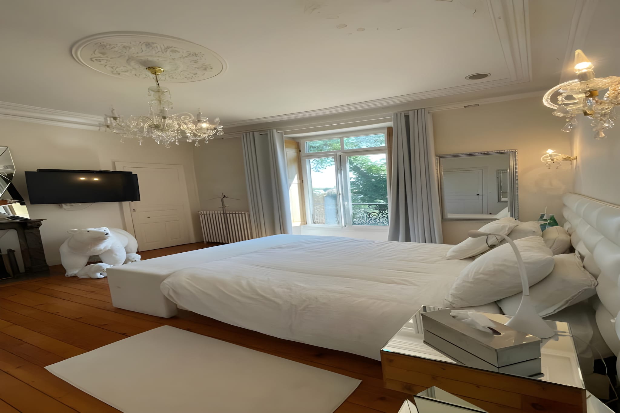 Domaine de la Belvaudière - 22pers - Piscine - Lux-Slaapkamer