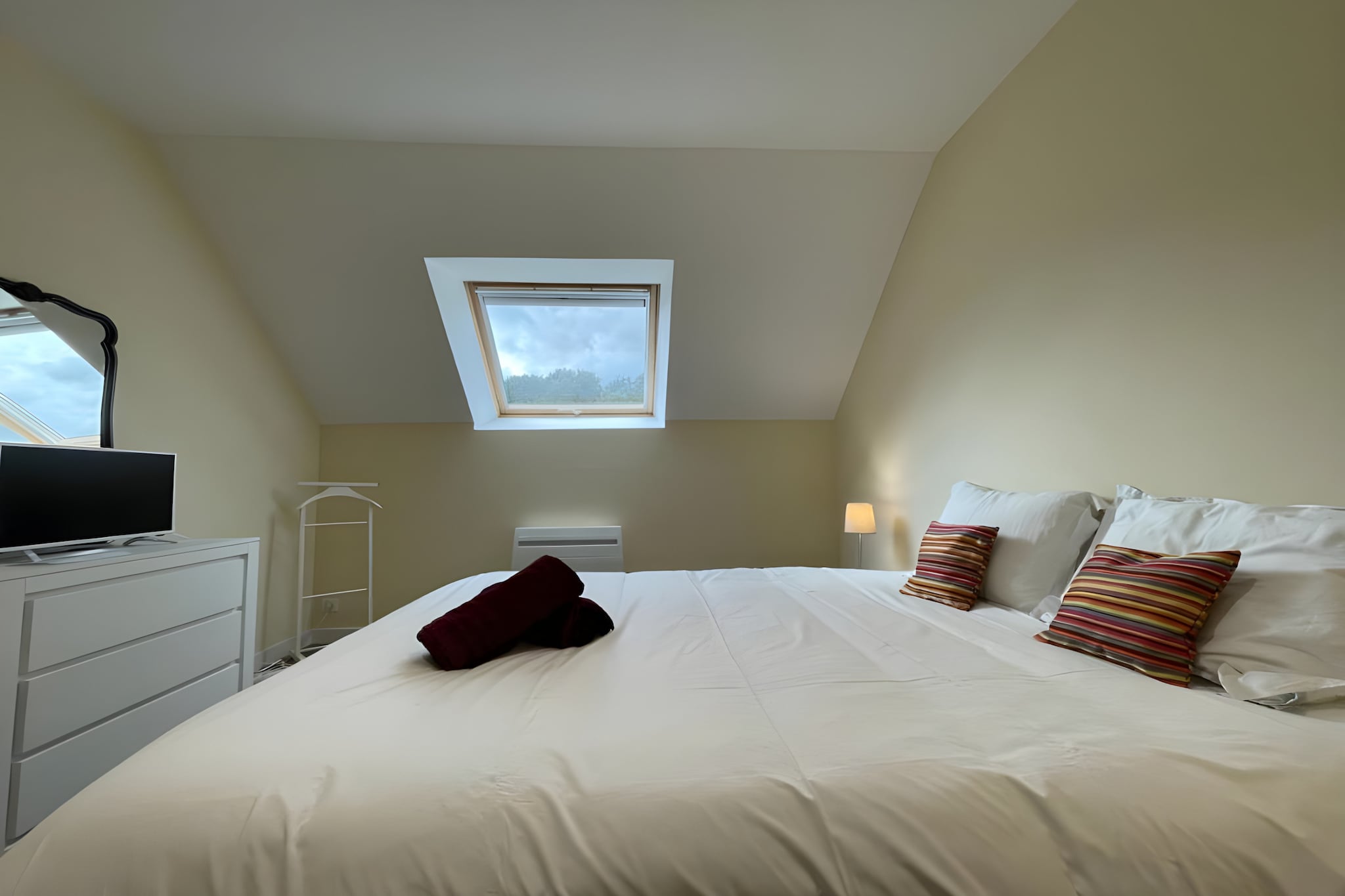 La Grange - Piscine - 15p - Rêve au Mans-Slaapkamer