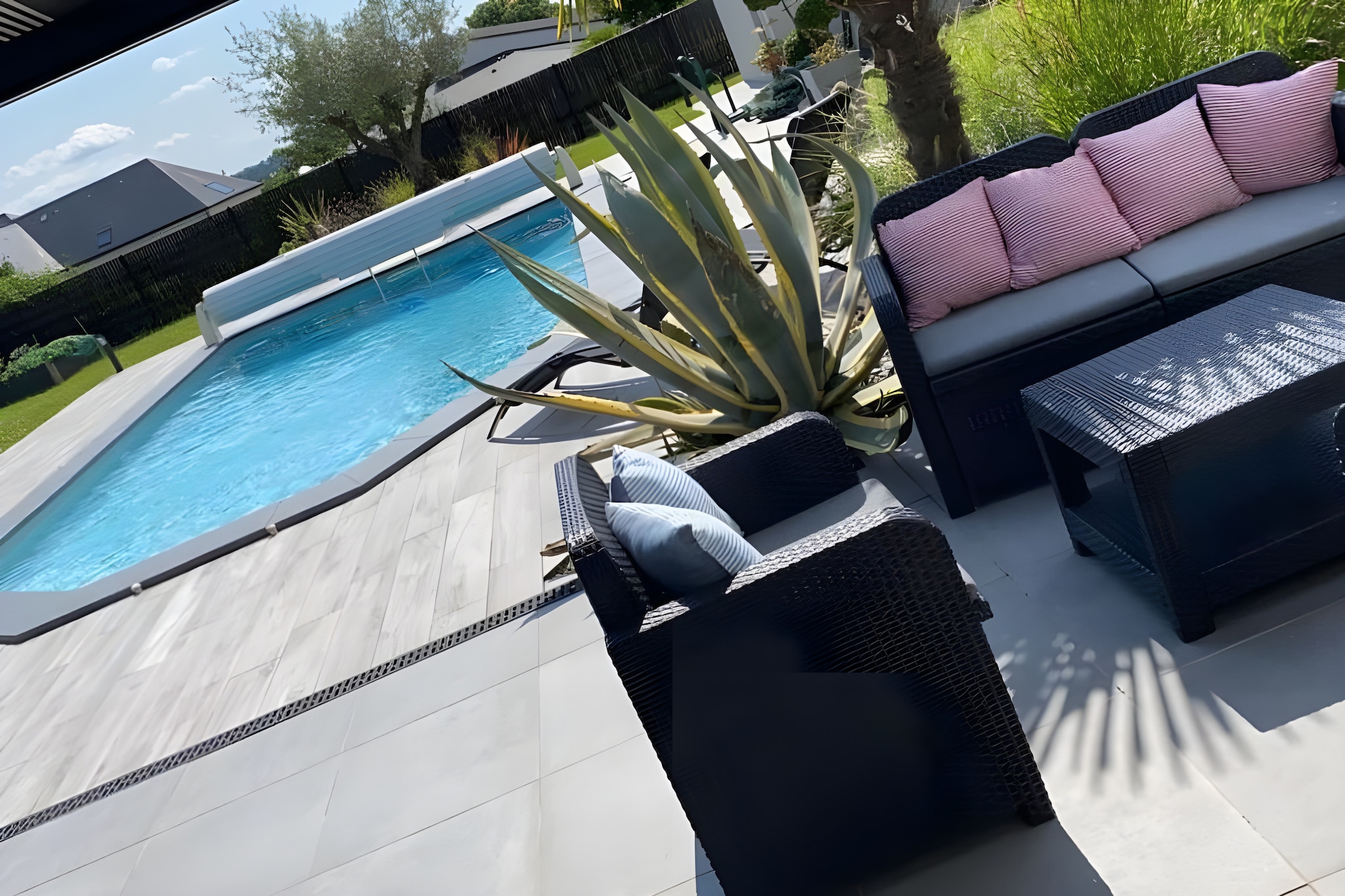 Le Valentino - Piscine - Rêve au Mans-Zwembad