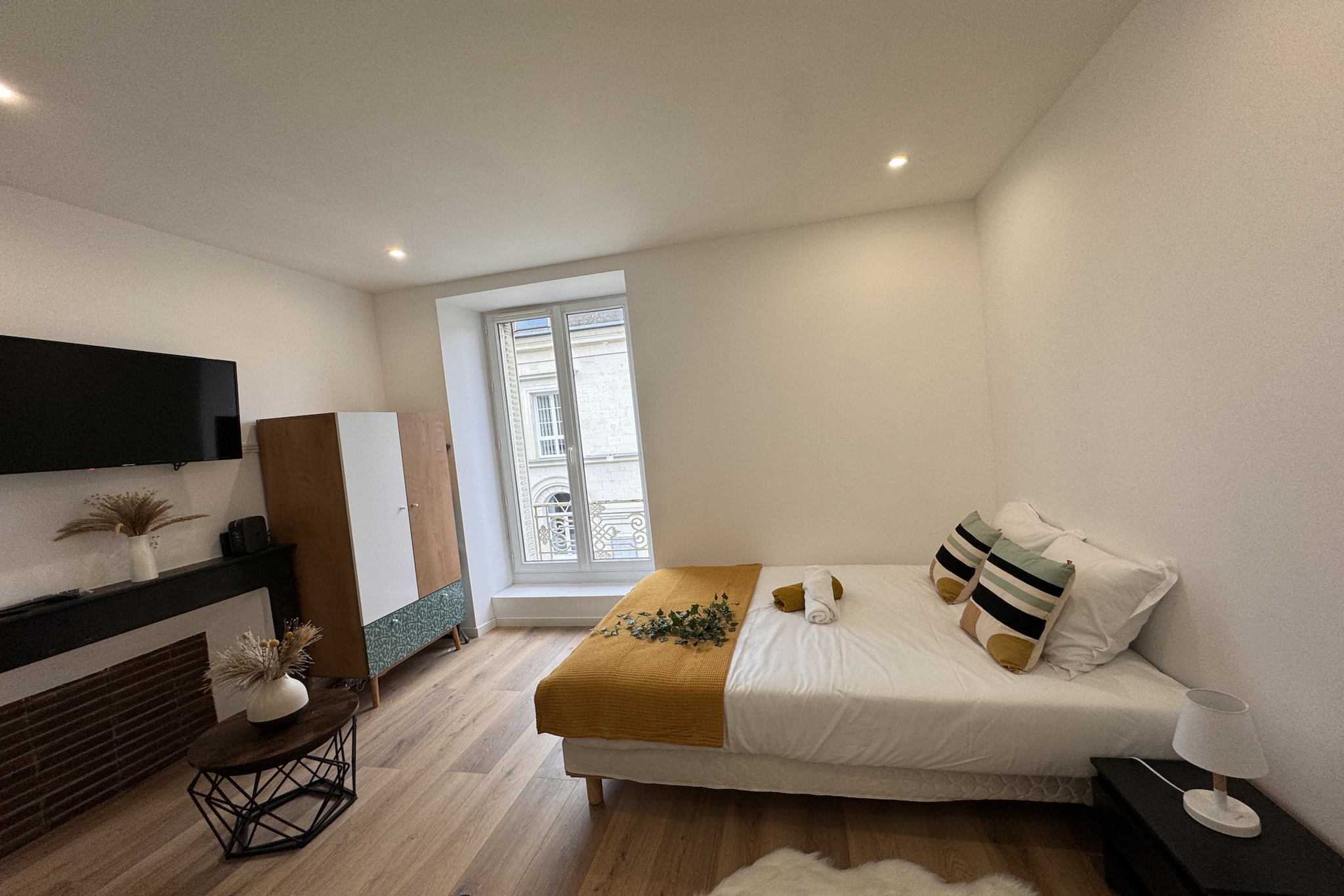 Le Cocon-3p-Centre-Cosy-Woonkamer