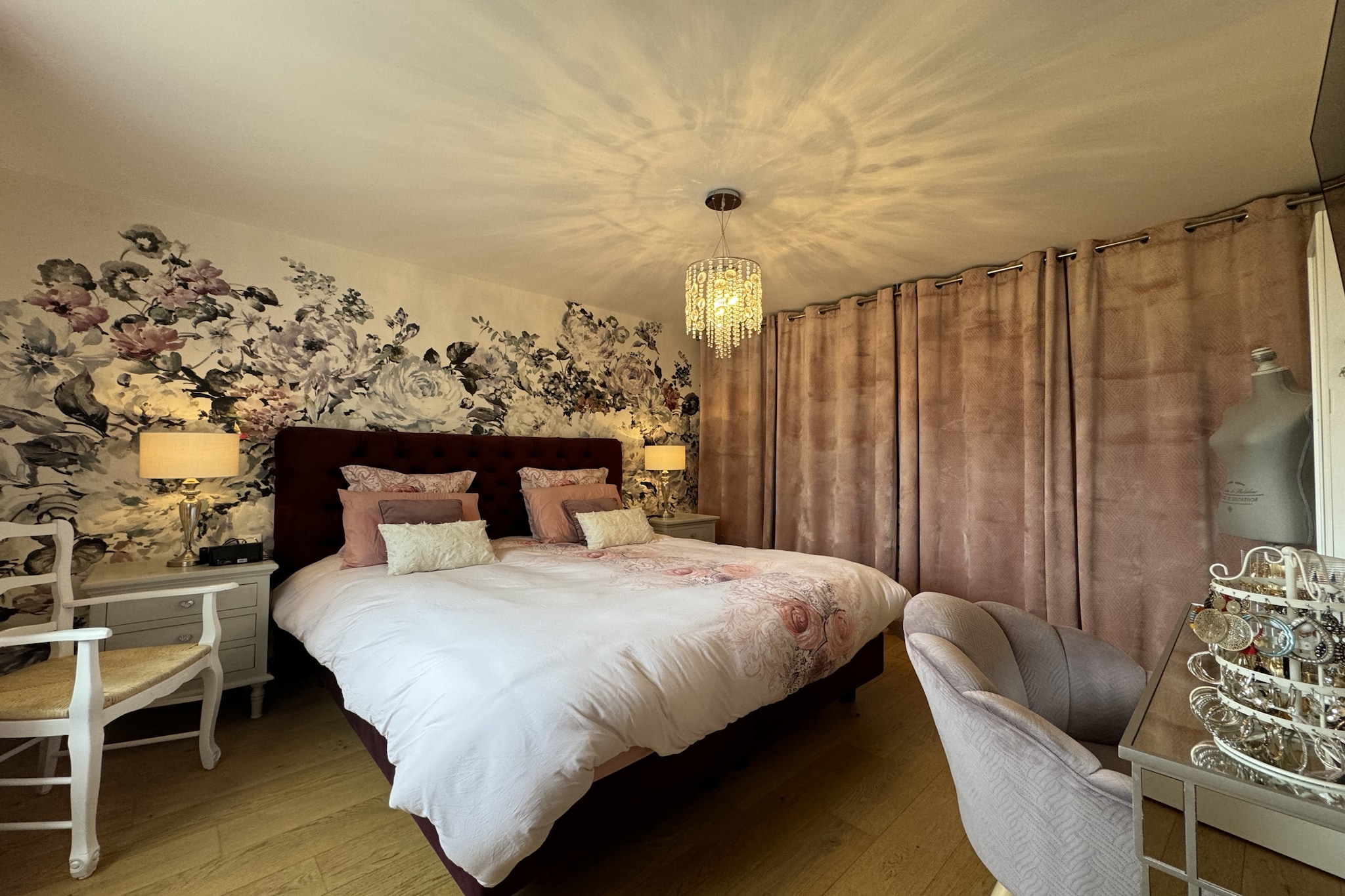 La Villa des Roses - 24H du Mans - 13pers - Reve a-Slaapkamer