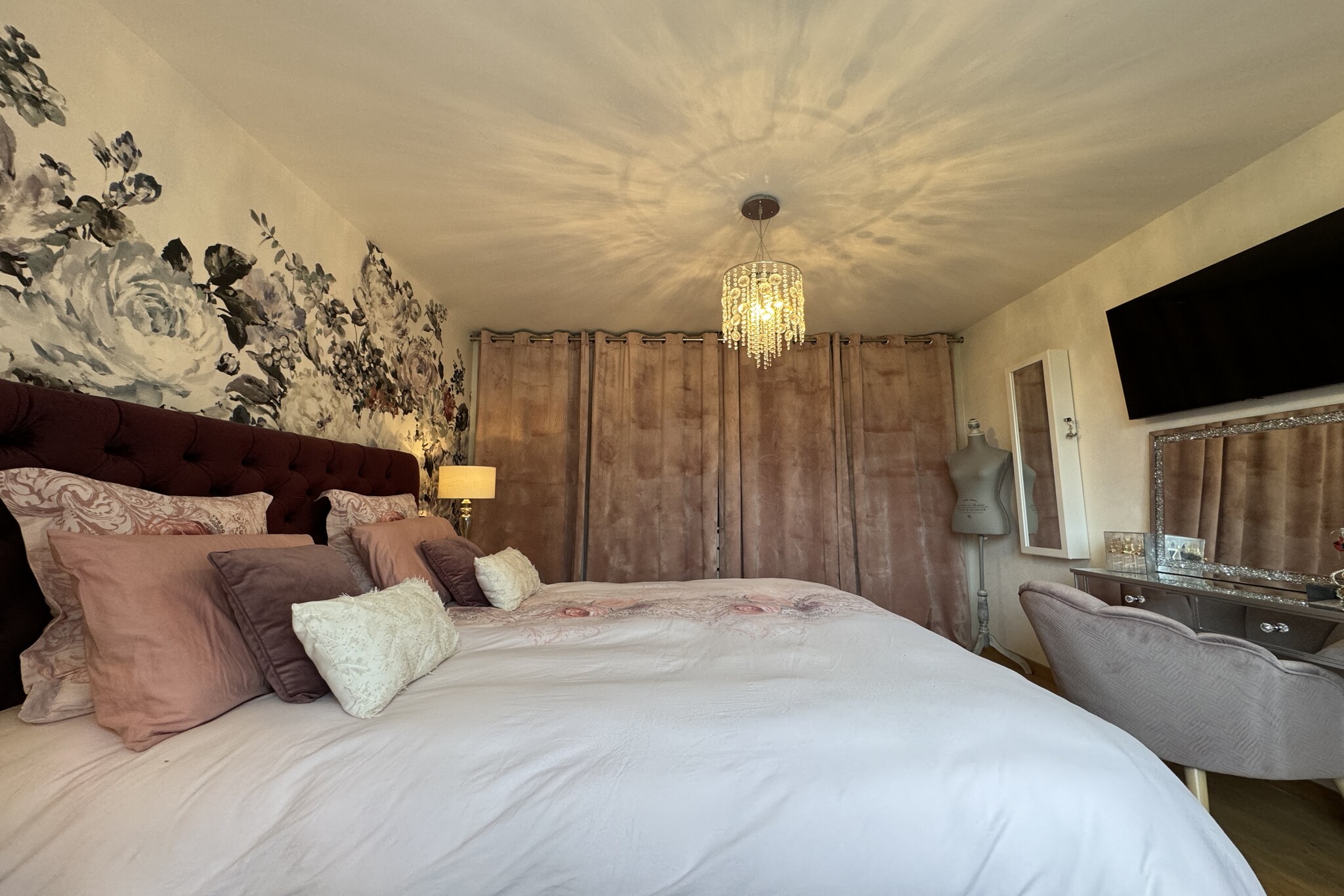 La Villa des Roses - 24H du Mans - 13pers - Reve a-Slaapkamer