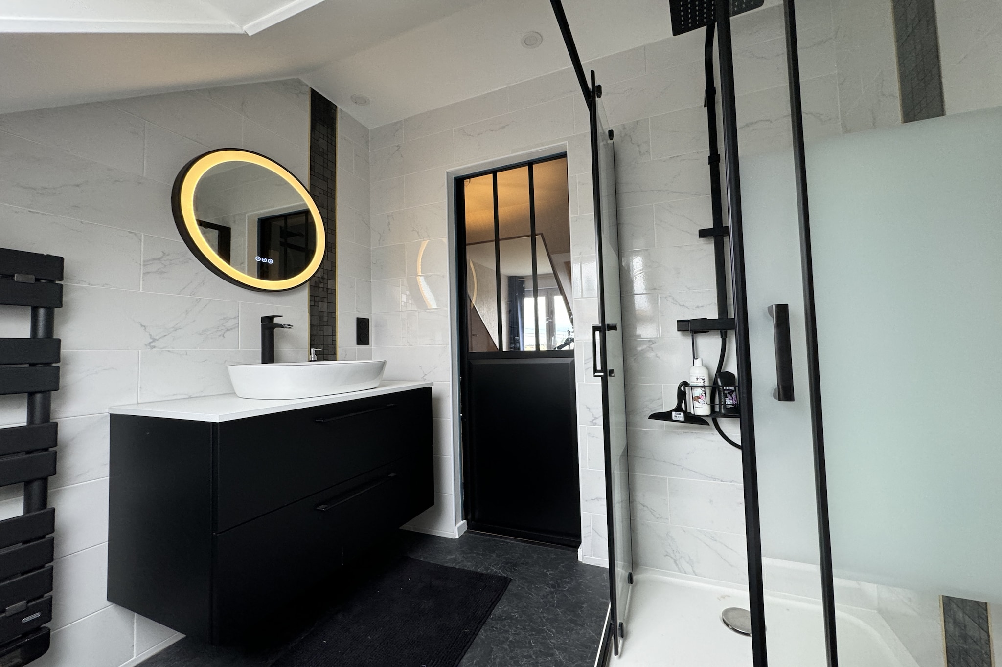 La Villa des Roses - 24H du Mans - 13pers - Reve a-Badkamer