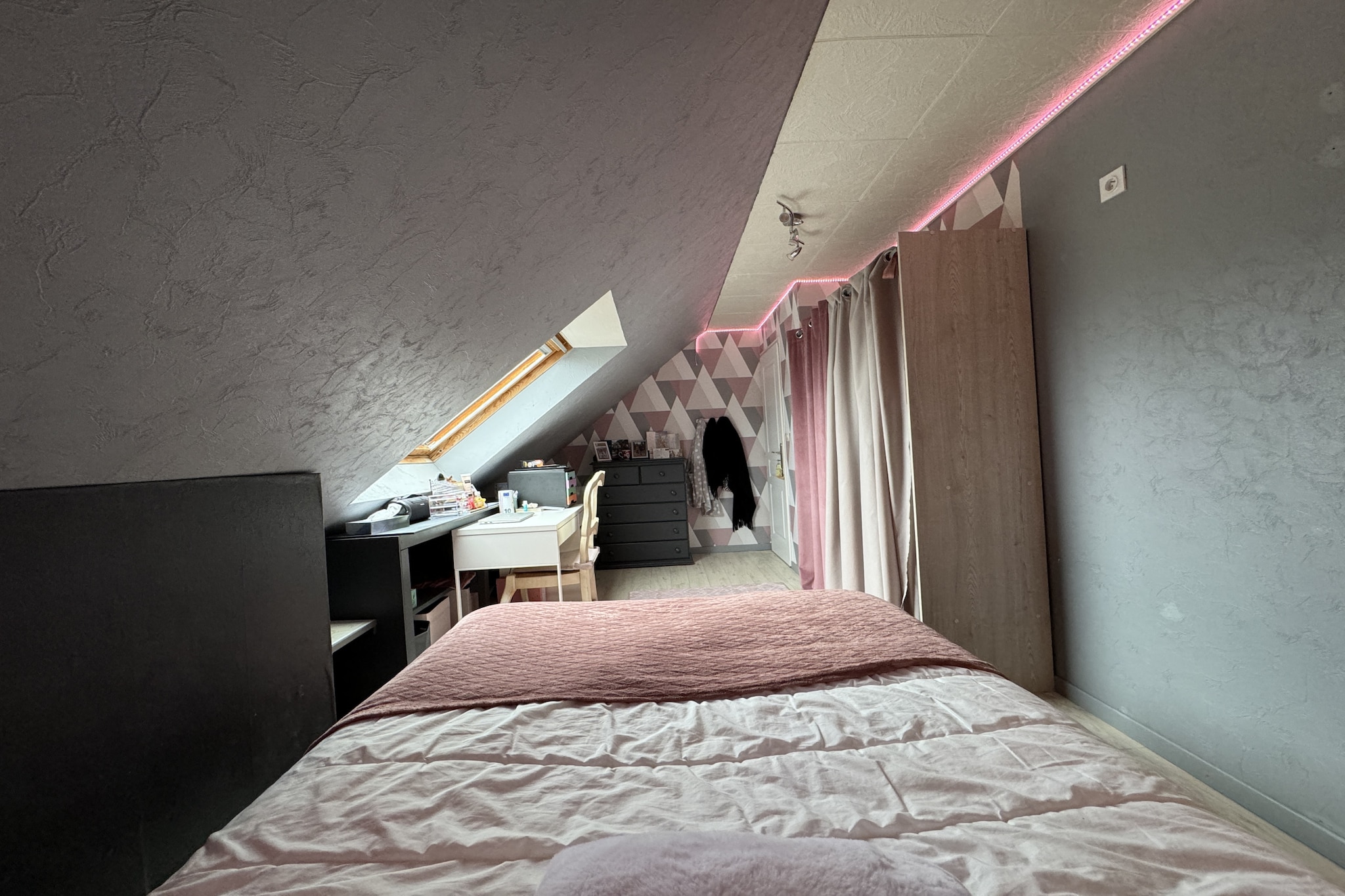 La Villa des Roses - 24H du Mans - 13pers - Reve a-Slaapkamer