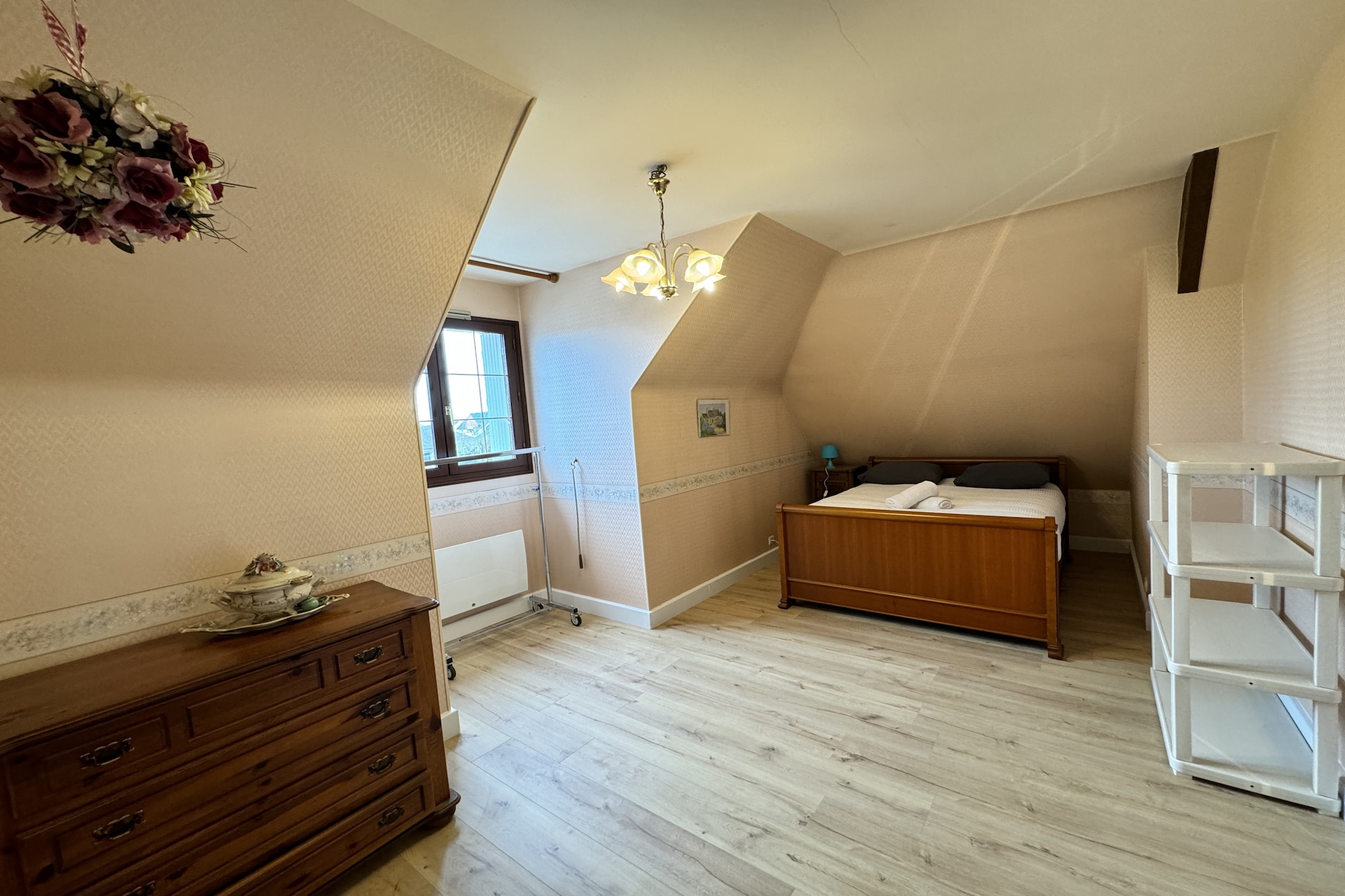 La Changéenne - Charme - 15 pers - Rêve au Mans-Slaapkamer