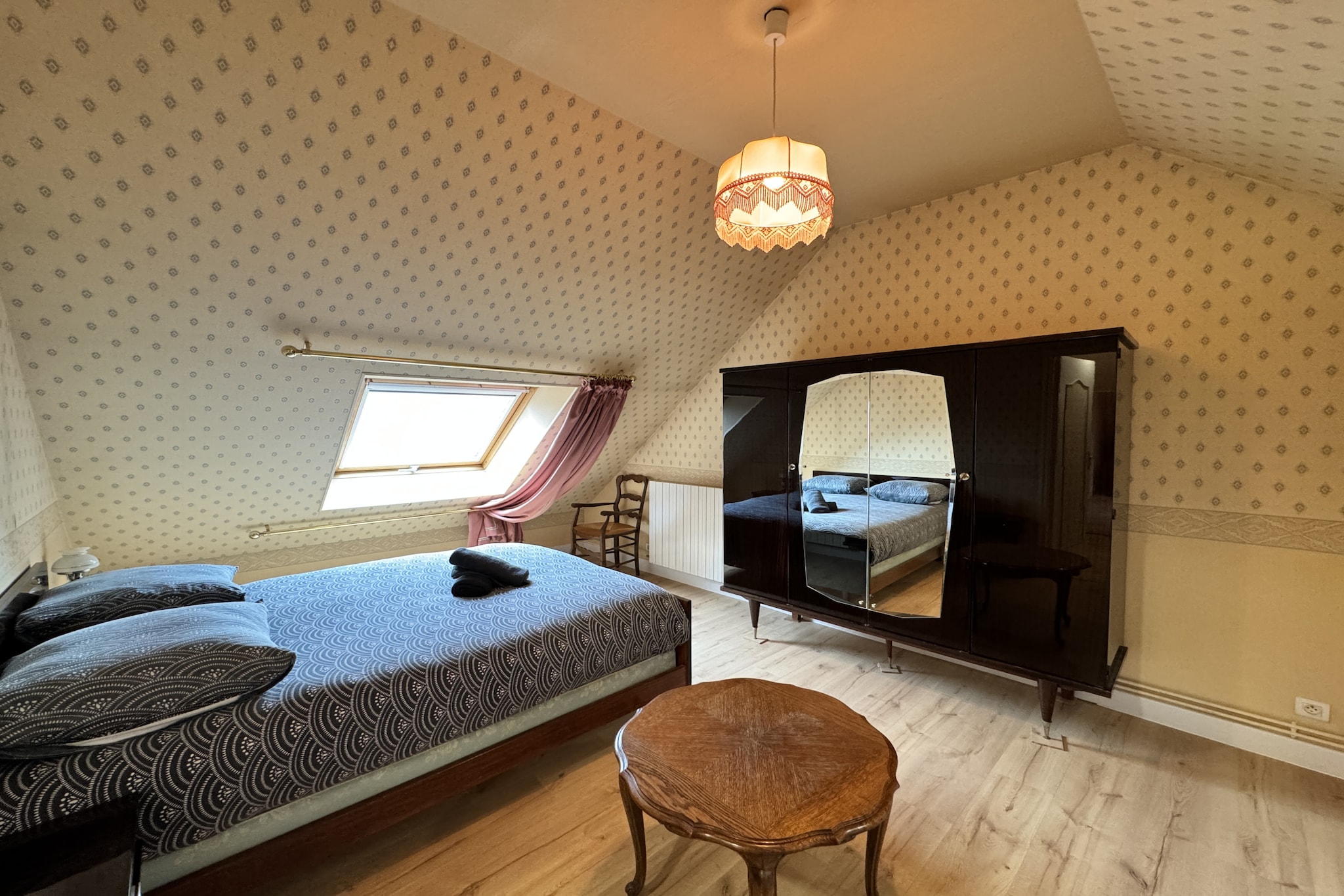 La Changéenne - Charme - 15 pers - Rêve au Mans-Slaapkamer