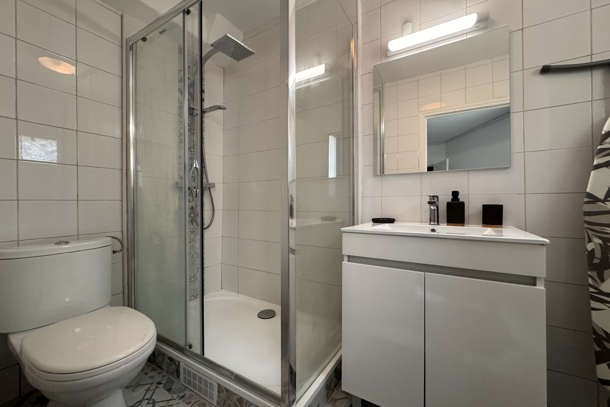 Sherlock Holmes - Home - 4 pers - Rêve au Mans-Badkamer