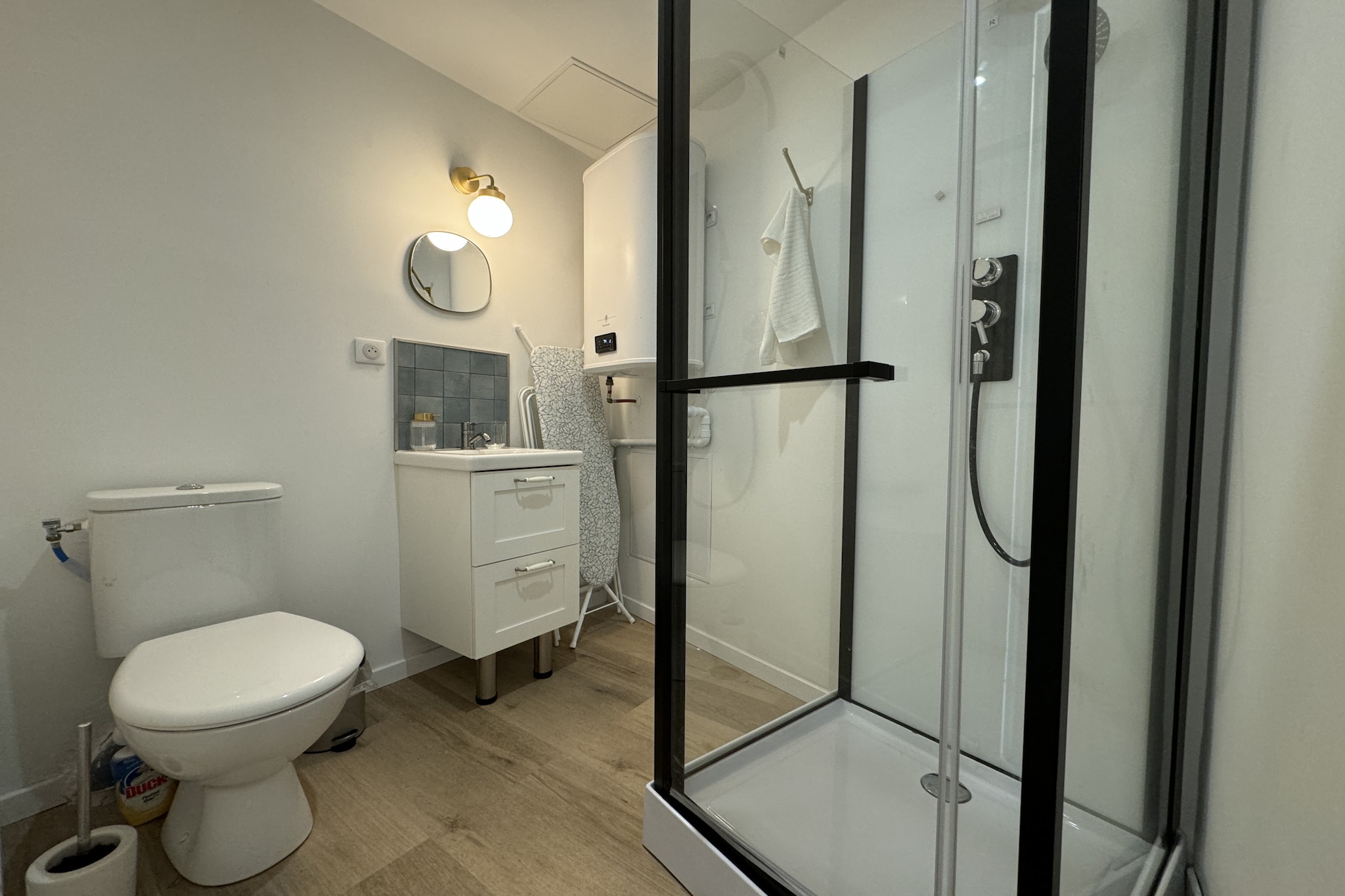 Les lys bleus - 4pers - Rêve au Mans-Badkamer