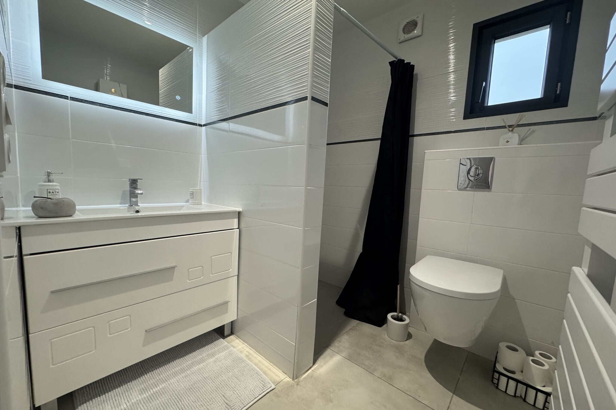 Le Luxury - 24h du Mans - 11pers - Rêve au Mans-Badkamer