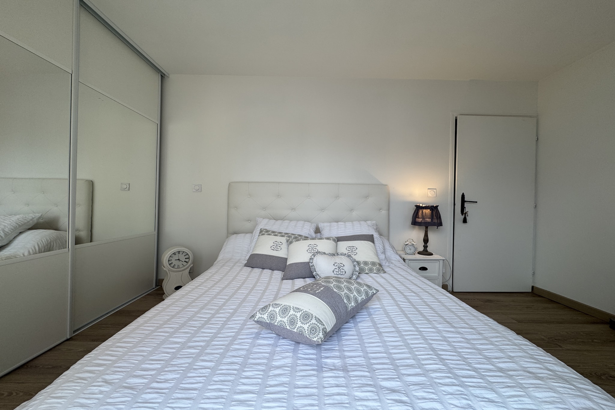 Le Refuge - confort - 5 pers - Rêve au Mans-Schlafzimmer
