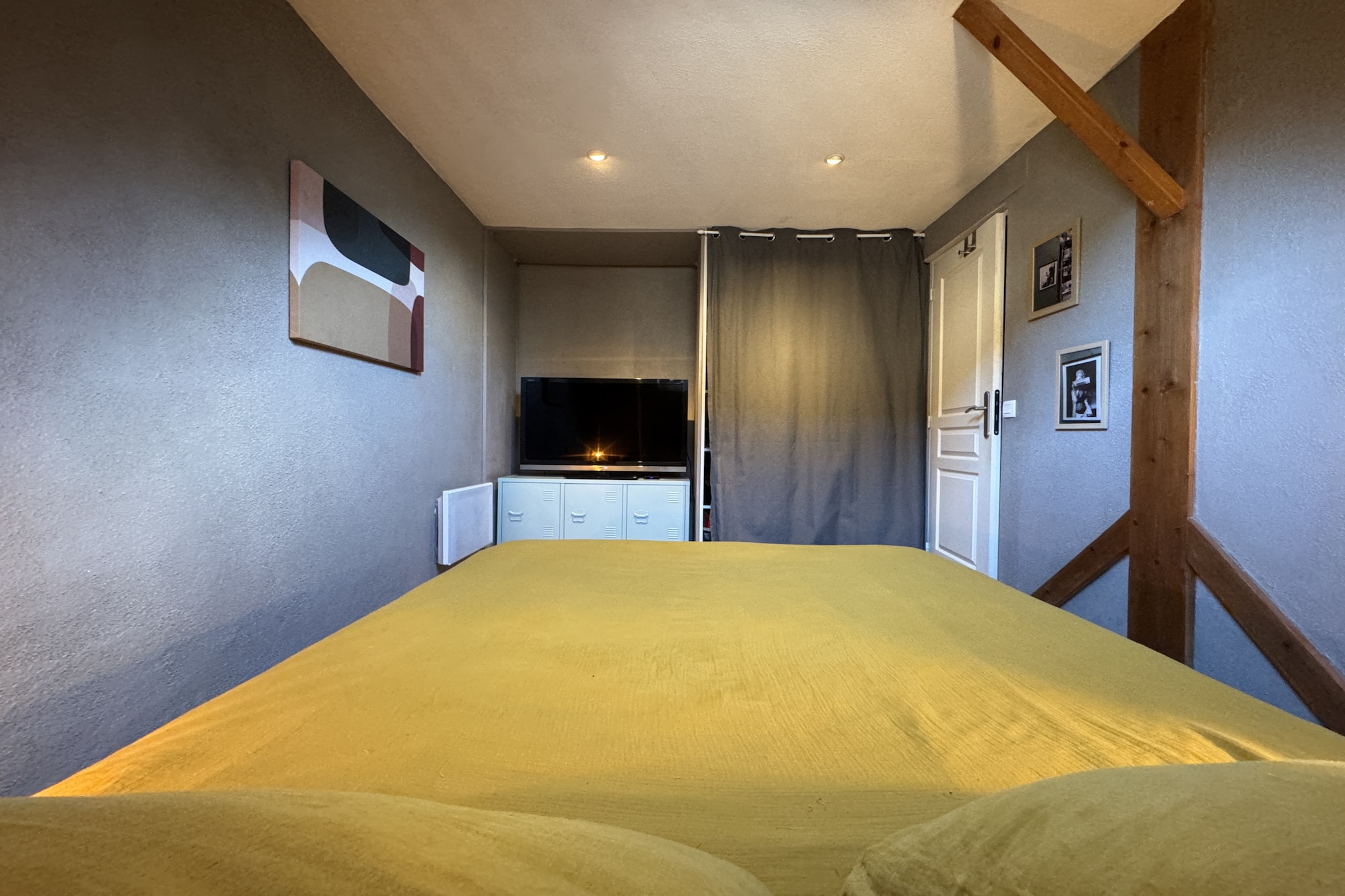 The Light Downtown - 9 pers - 24h du Mans-Slaapkamer