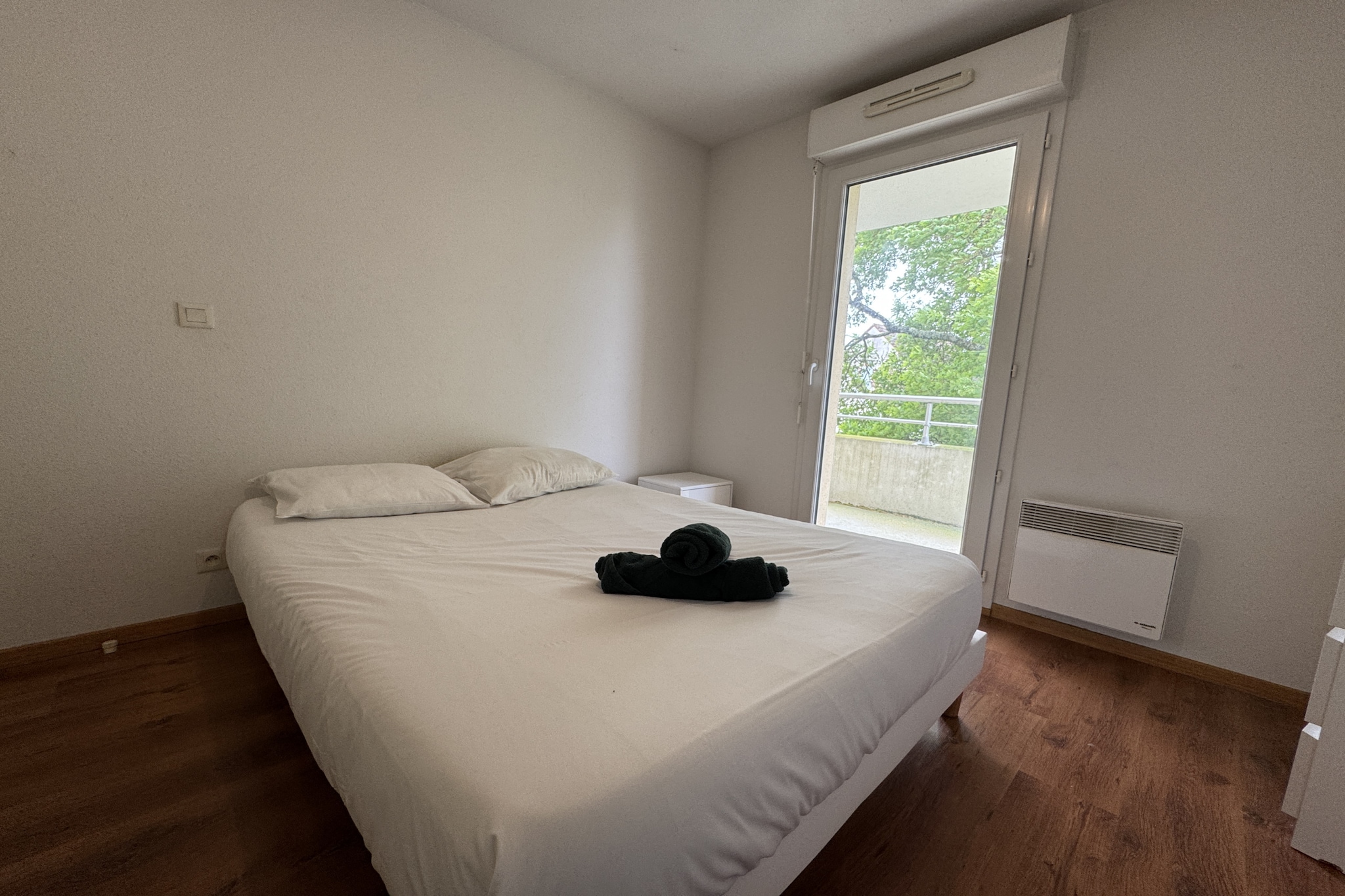 La Pause des 24H - 4pers - Wi-Fi - Rêve au Mans-Slaapkamer