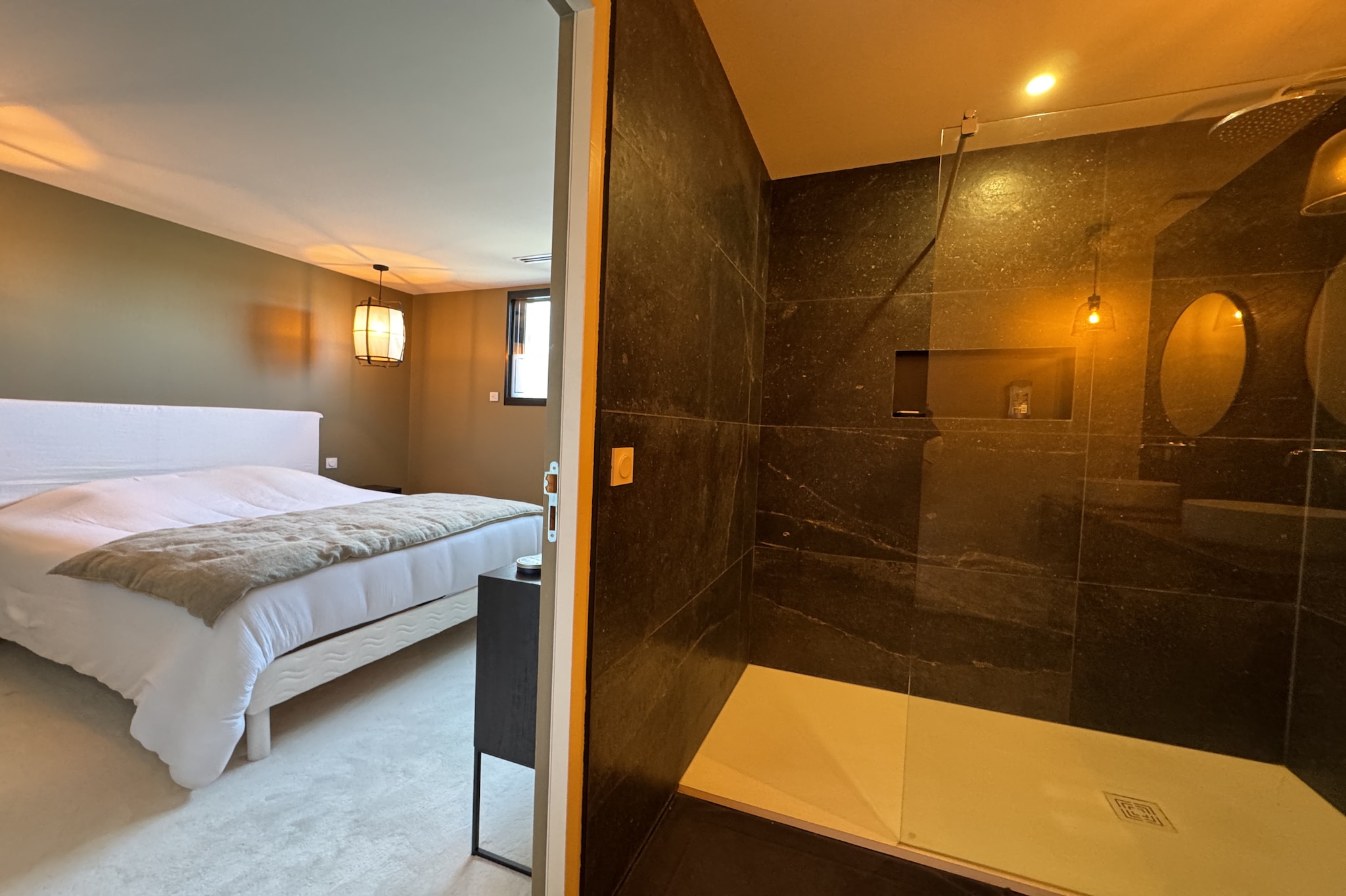 Villa terracotta - 14pers - 24h du Mans - Rêve au-Slaapkamer